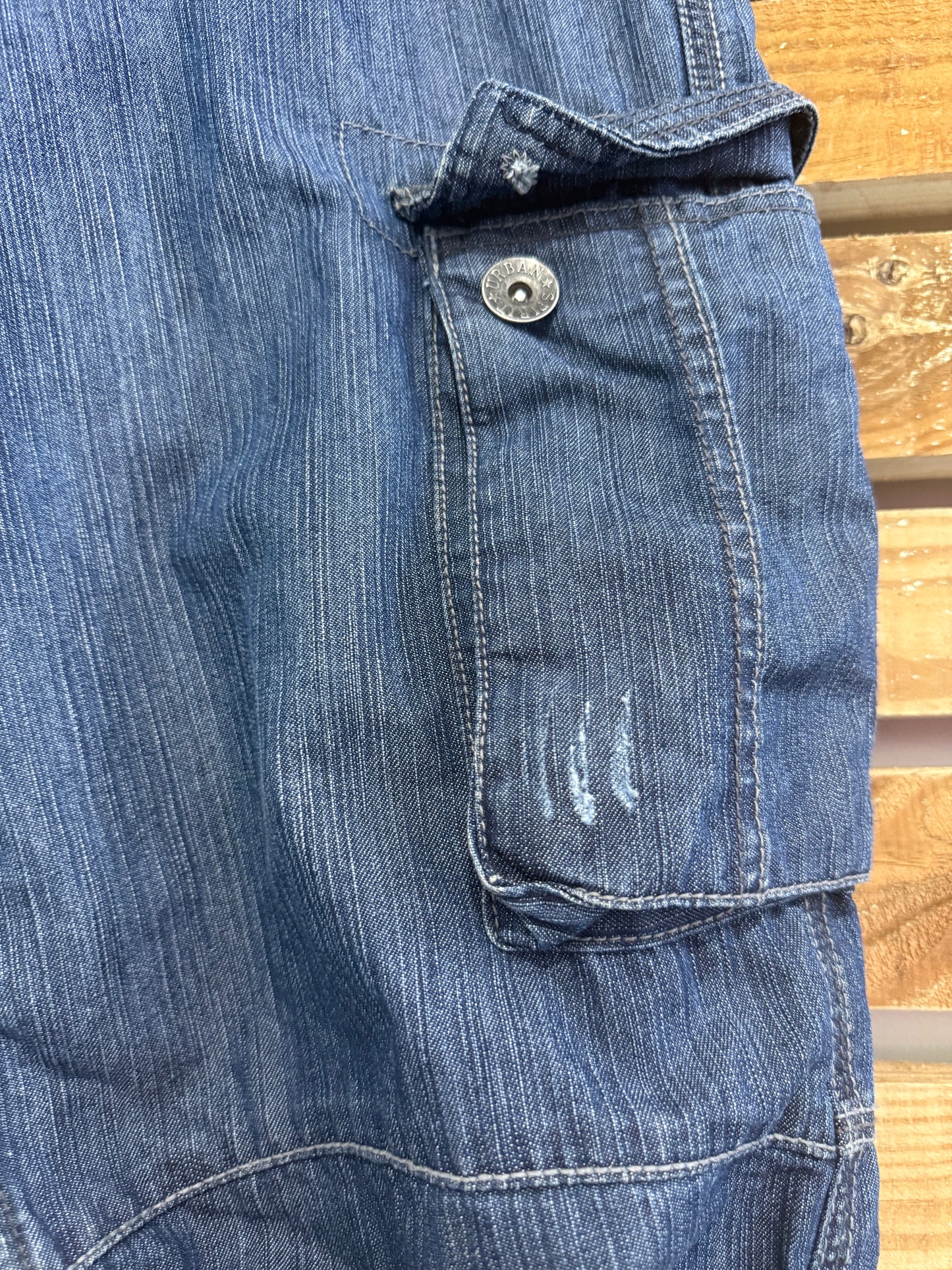 Vintage Y2K denim jorts/ shorts. Grunge/ Skate. 34” waist.