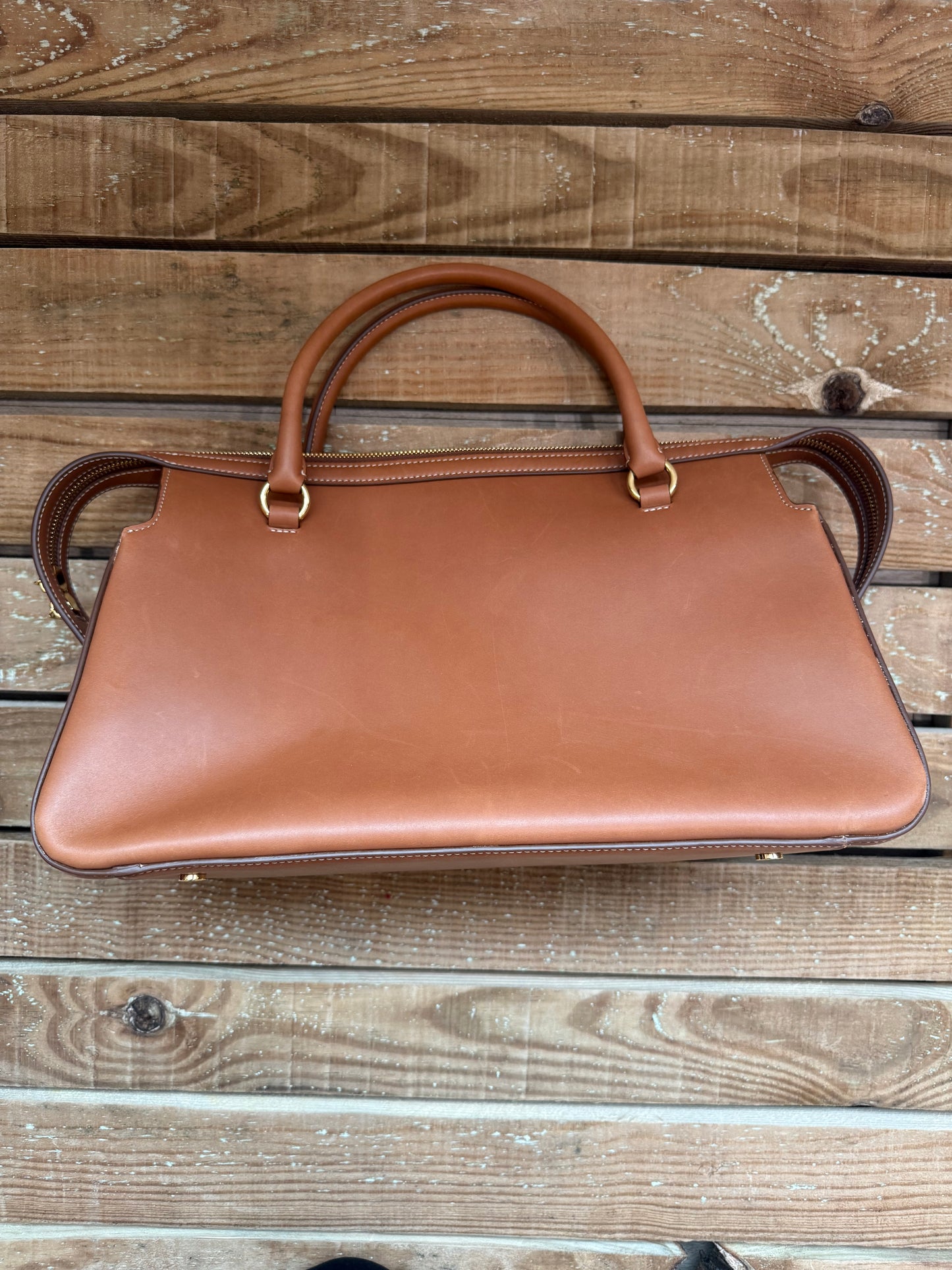 Jil Sander Elephant Medium Leather tote bag in tan leather with dustbag. Brand new.