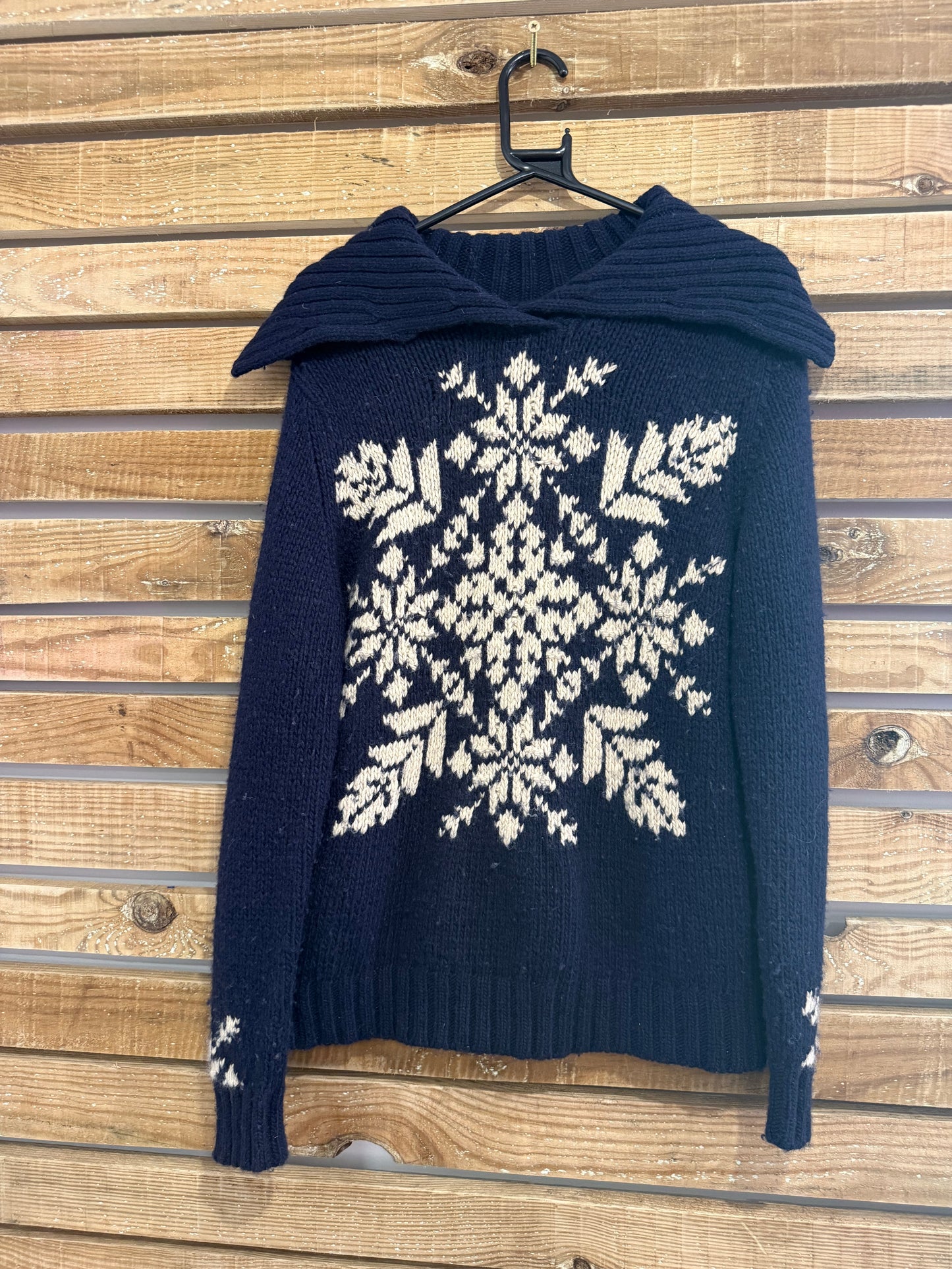 Vintage 90s Eddie Bauer snowflake collared knit jumper/ sweater. Size Large.