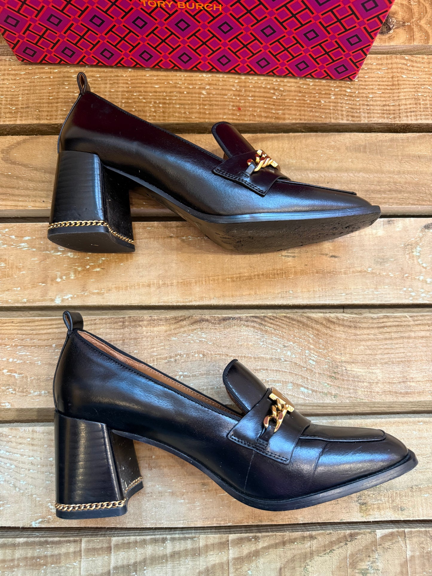 Tory Burch Perrine loafer heeled shoes with box. Chain/ square toe. 7M. UK4, EU37.