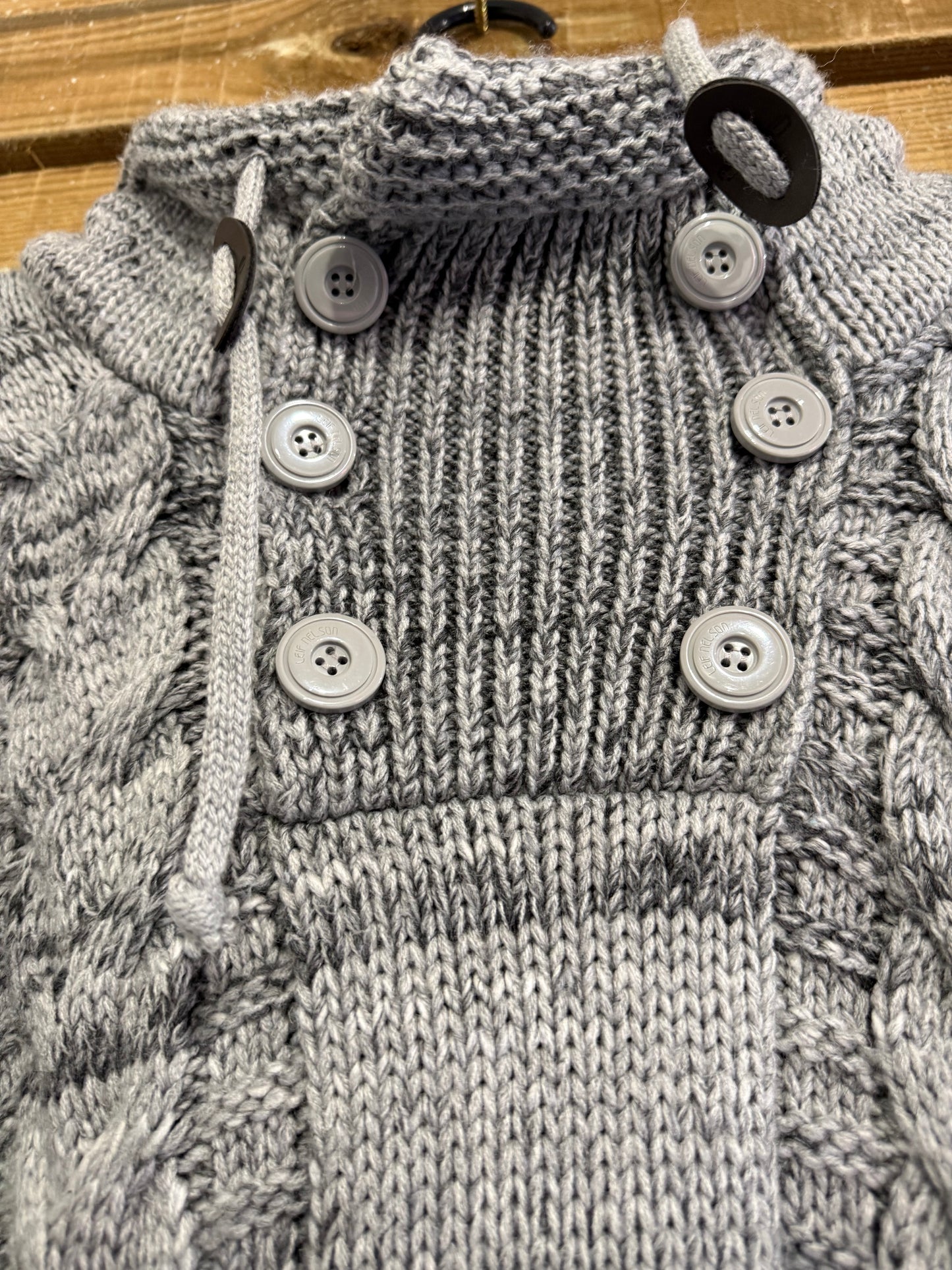 Vintage Y2K Leif Nelson knitted hoodie/ hooded sweater. Grey. Size Large.