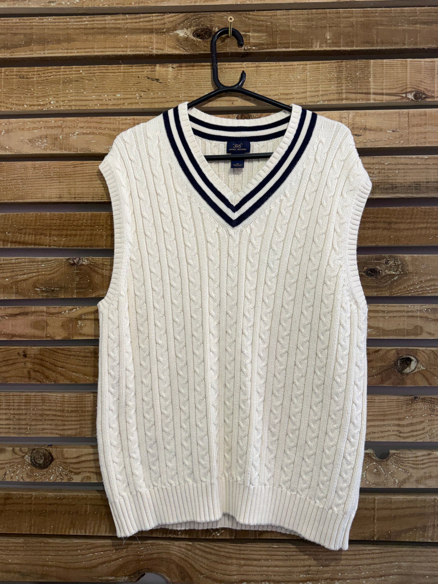 Vintage 90s Brooks Brothers 346 knitted vest jumper/ sweater. Cricket. Size XL.