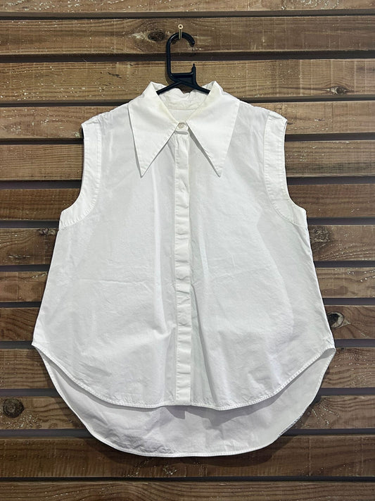 Jil Sander collared sleeveless white shirt/ blouse. Size 36.