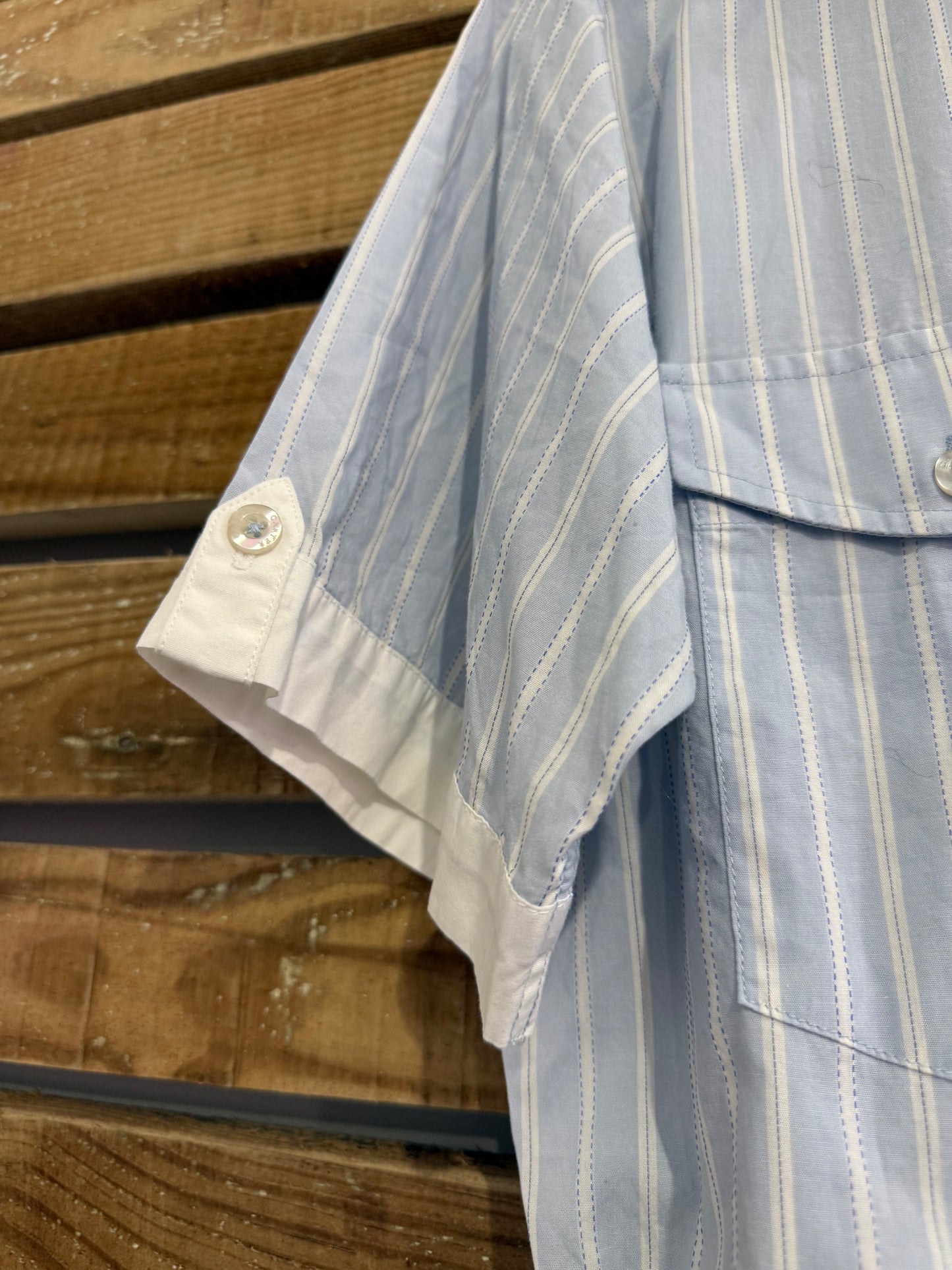 Vintage Y2K Carter spell-out stripe shirt. Size XL.