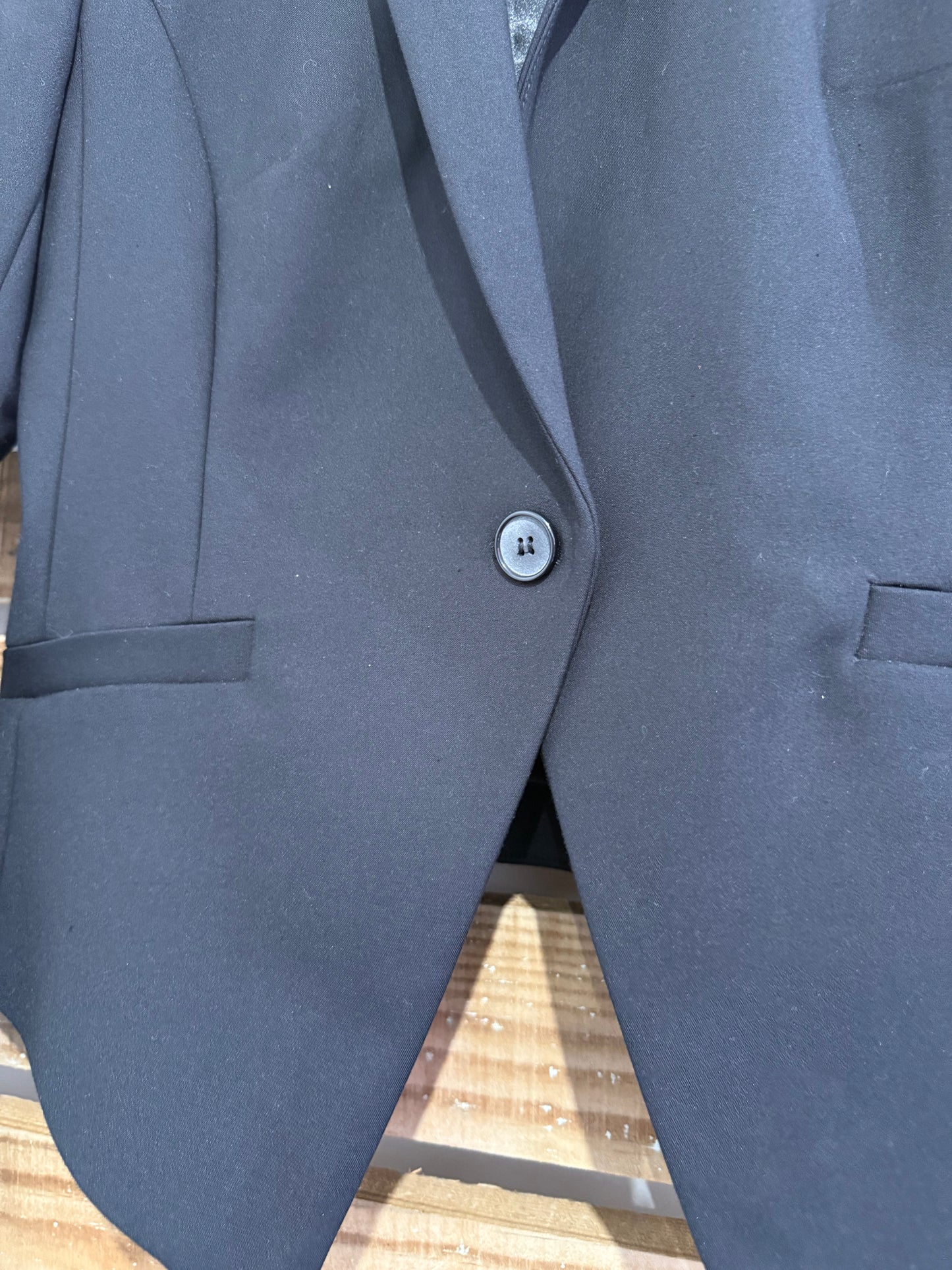 Vintage Y2K French Connection tuxedo button up blazer jacket. Size 10