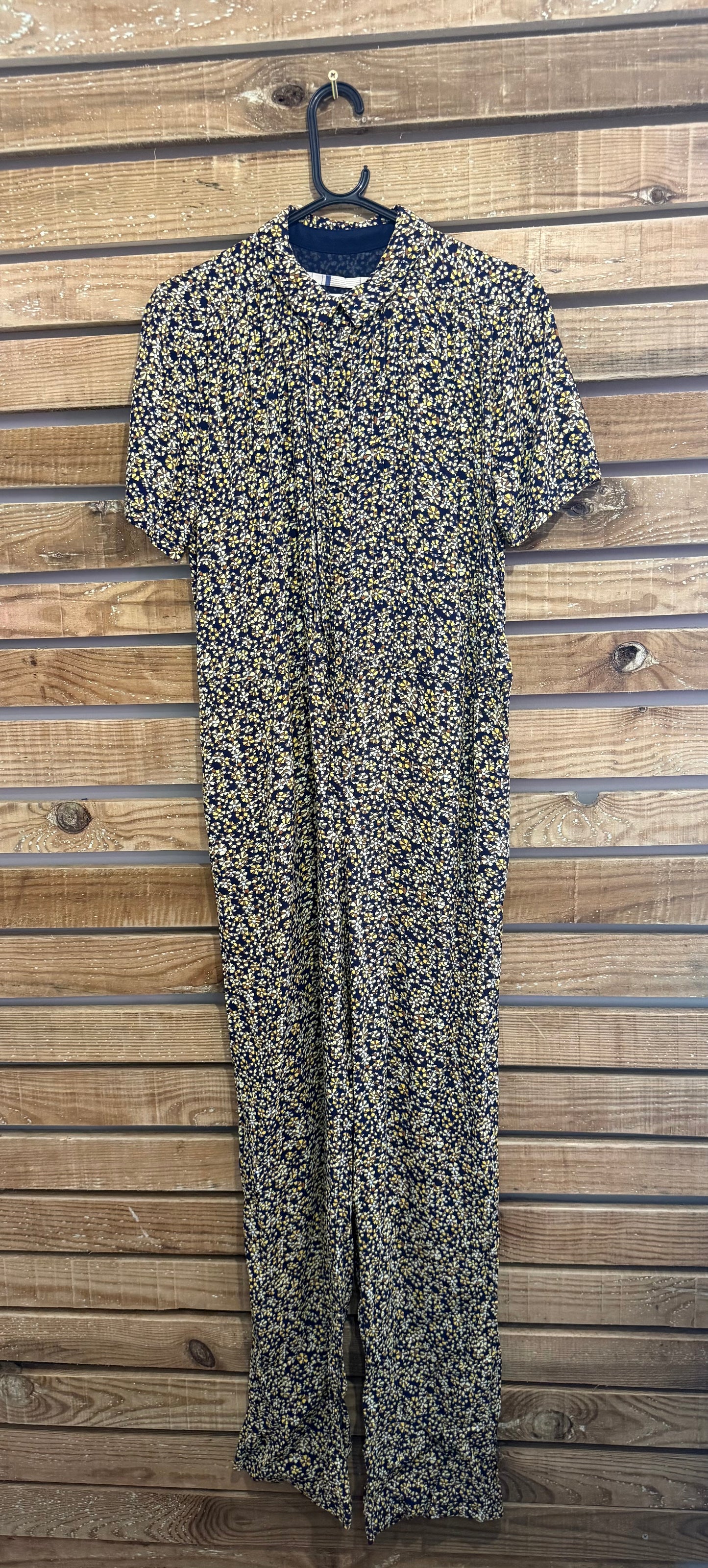 Noa Noa floral jumpsuit. Peter Pan collar. Free sizing. 38 label.