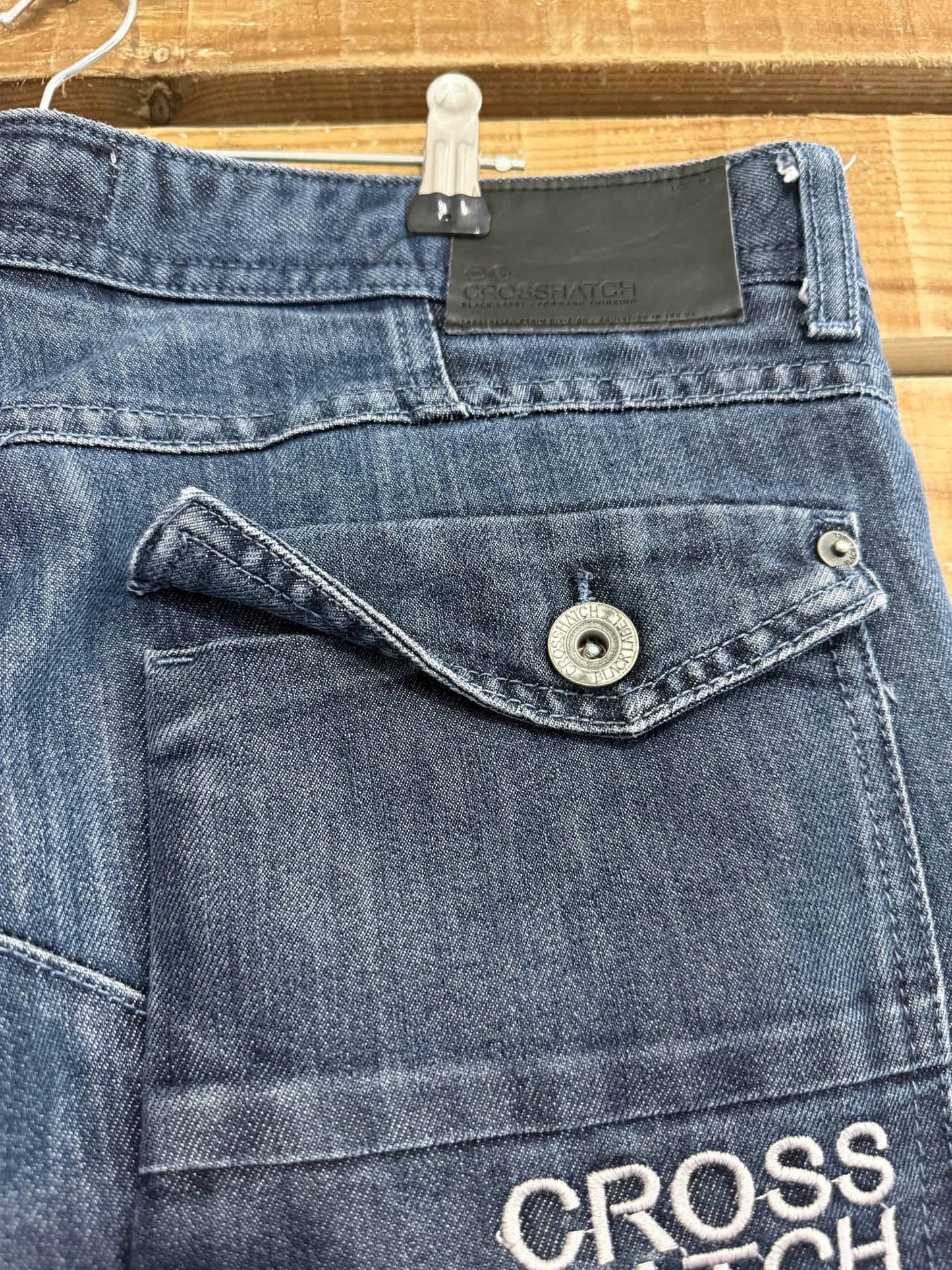 Vintage 90s Crosshatch cargo jeans. Grunge/ Skater. Waist: 34” Leg: 30”