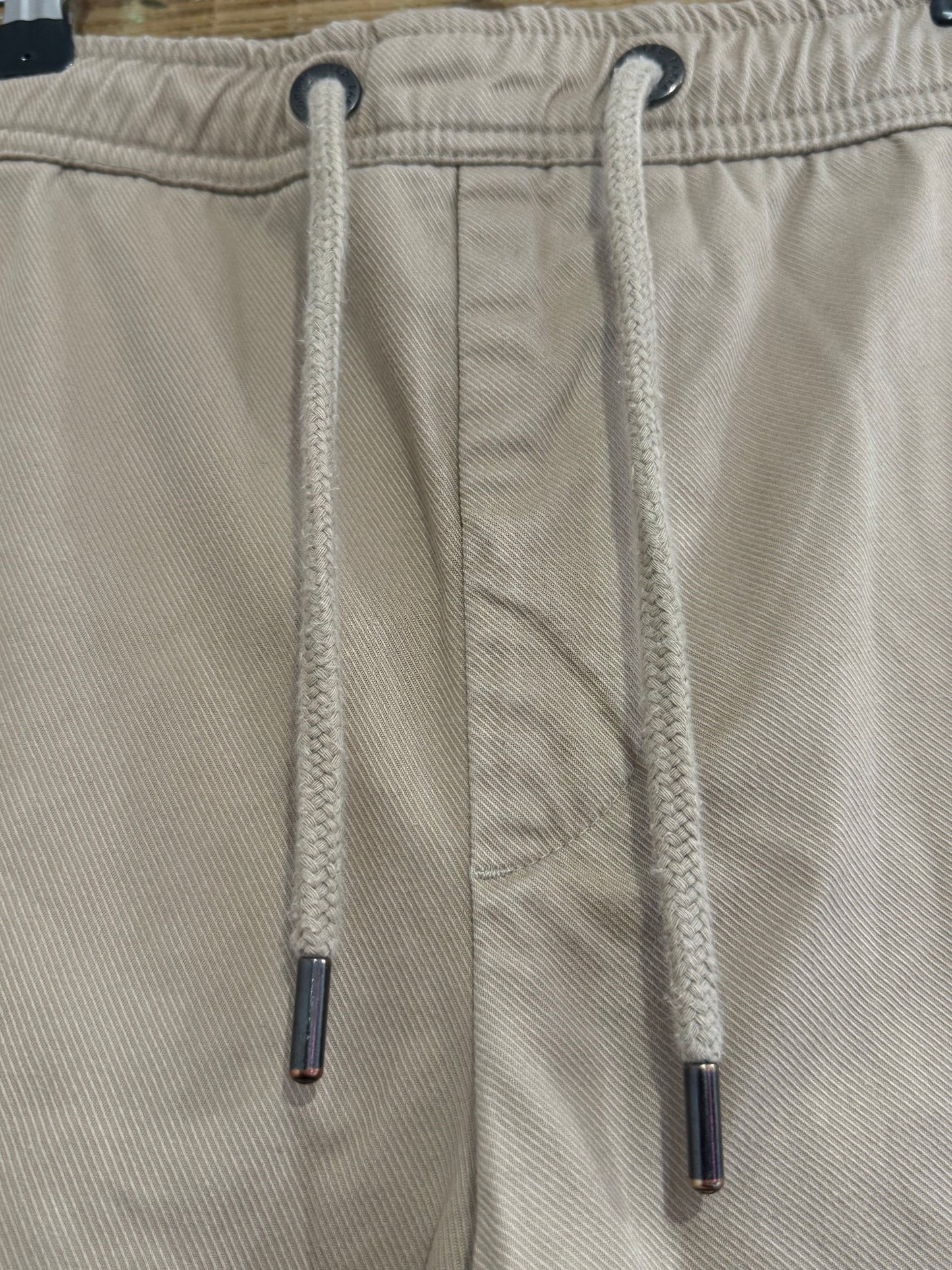Ted Baker cotton shorts. 30” waist. Beige. Golf/summer/holiday.