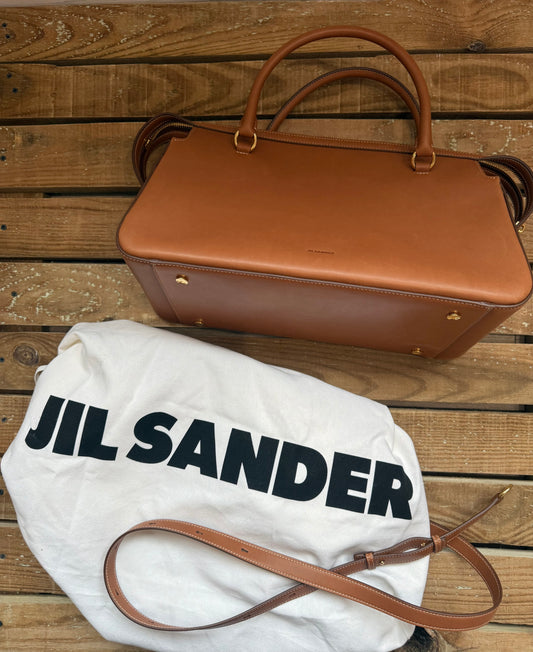 Jil Sander Elephant Medium Leather tote bag in tan leather with dustbag. Brand new.