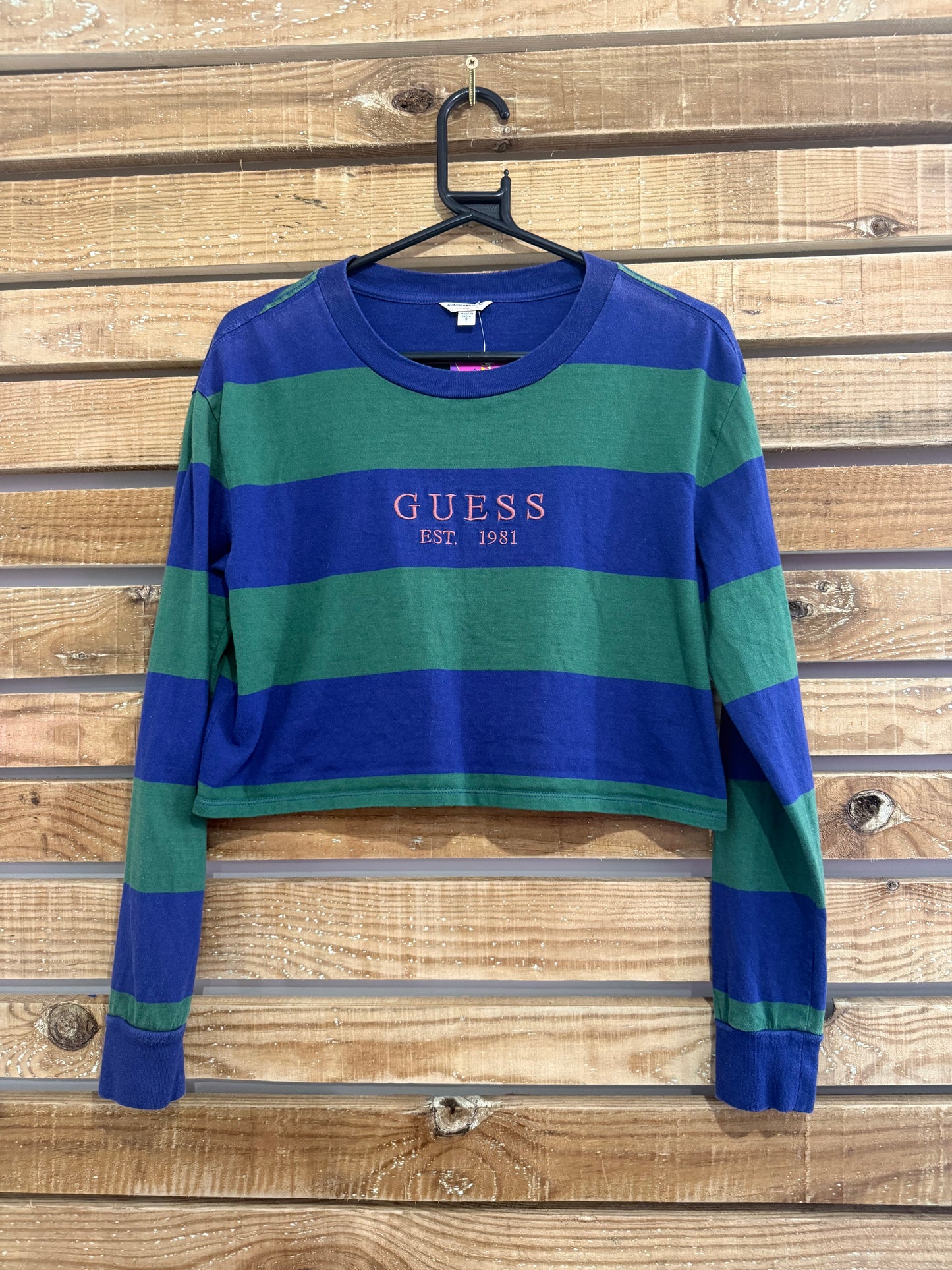 Vintage Y2K Guess striped cropped t-shirt. Crop top. Size Small.