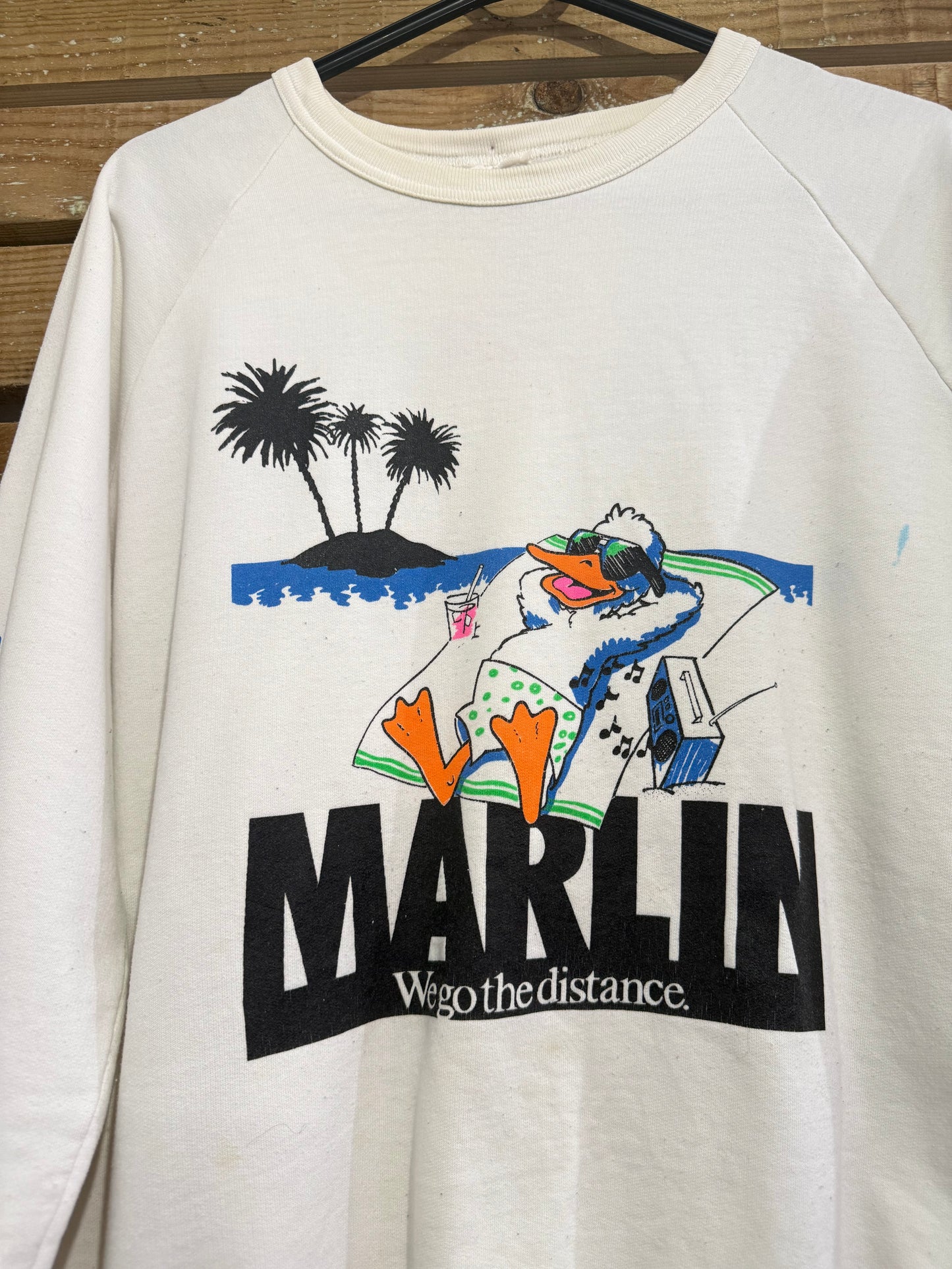 Vintage 80s Marlin Travel American USA white sweater/ sweatshirt. Size Medium.