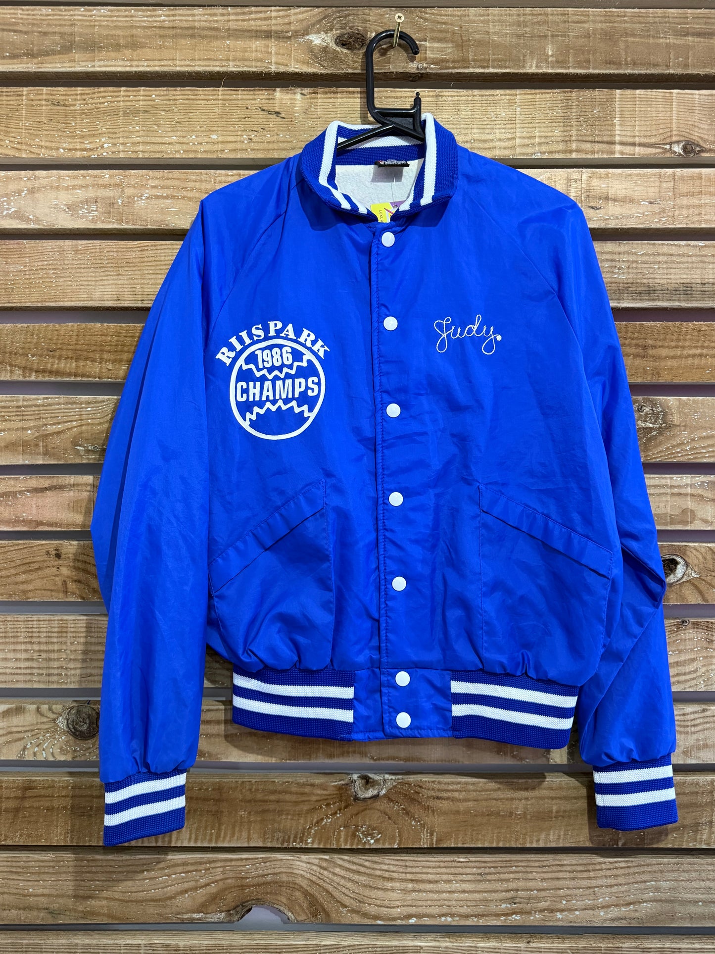 Vintage 80s satin bomber jacket. USA. Size Medium. Aristo jac. ‘Chicago Blues’ Varsity
