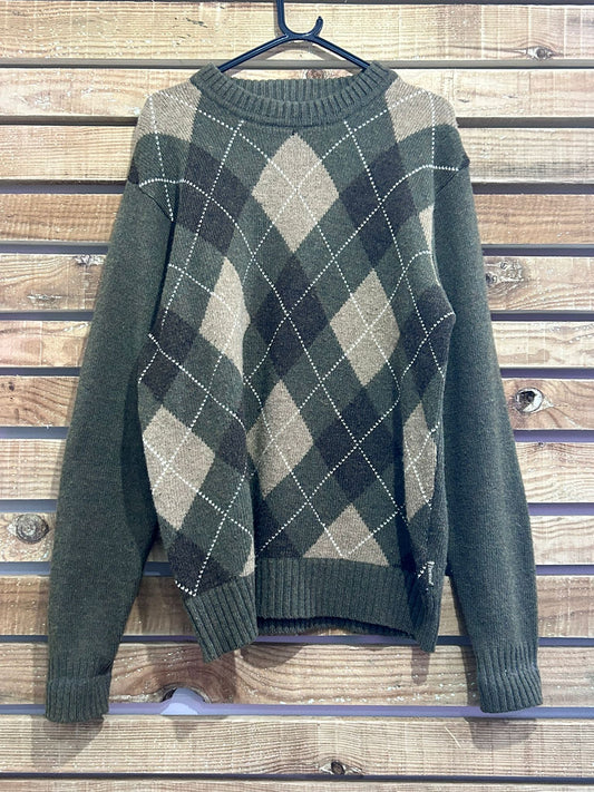 Vintage 90s Pinewood argyle pattern jumper. Green. Size large.