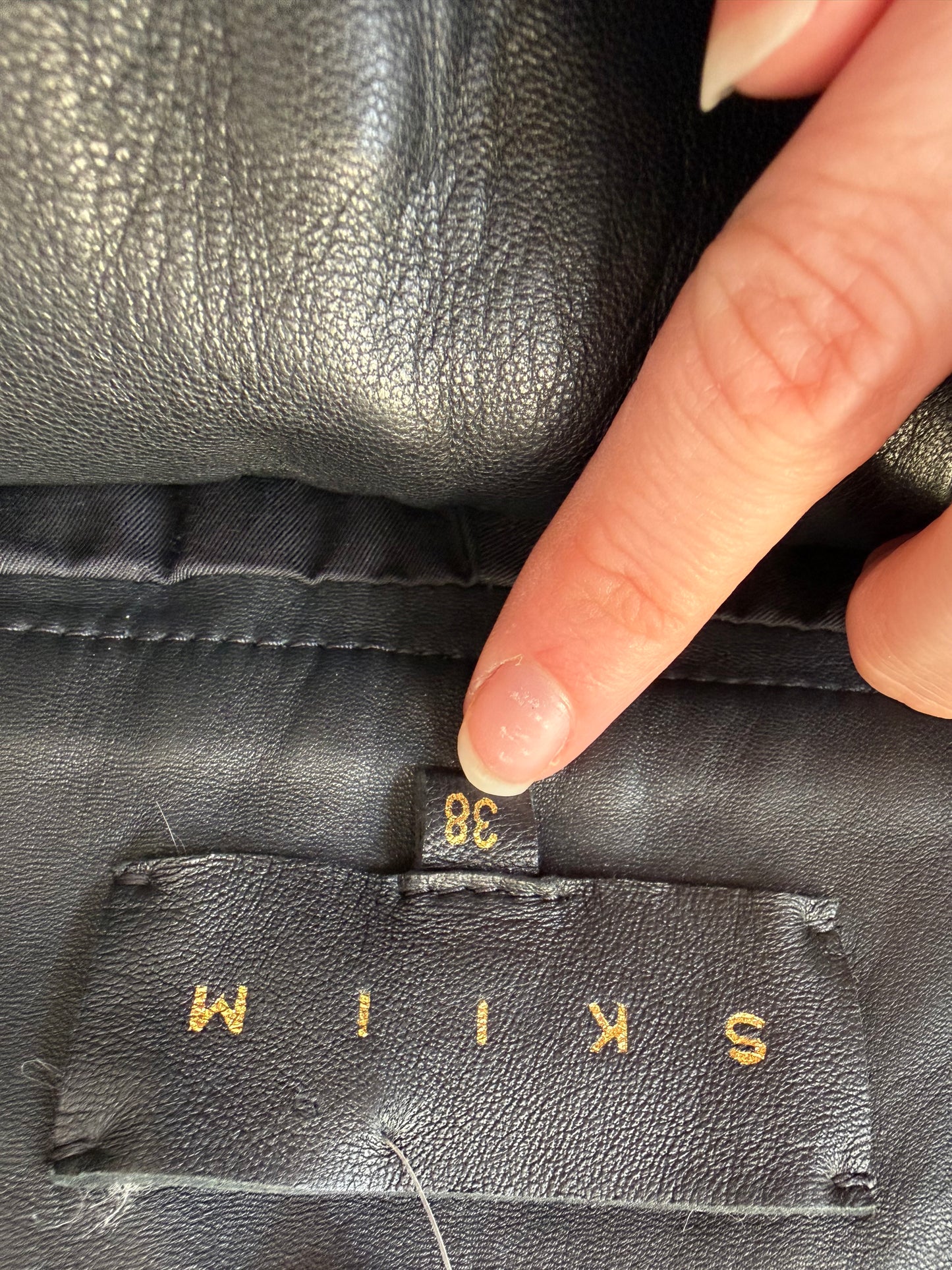 BNWOT Skiim leather pants/ trousers. 28” waist. Size UK8, EU38 label. Black. Luxury.