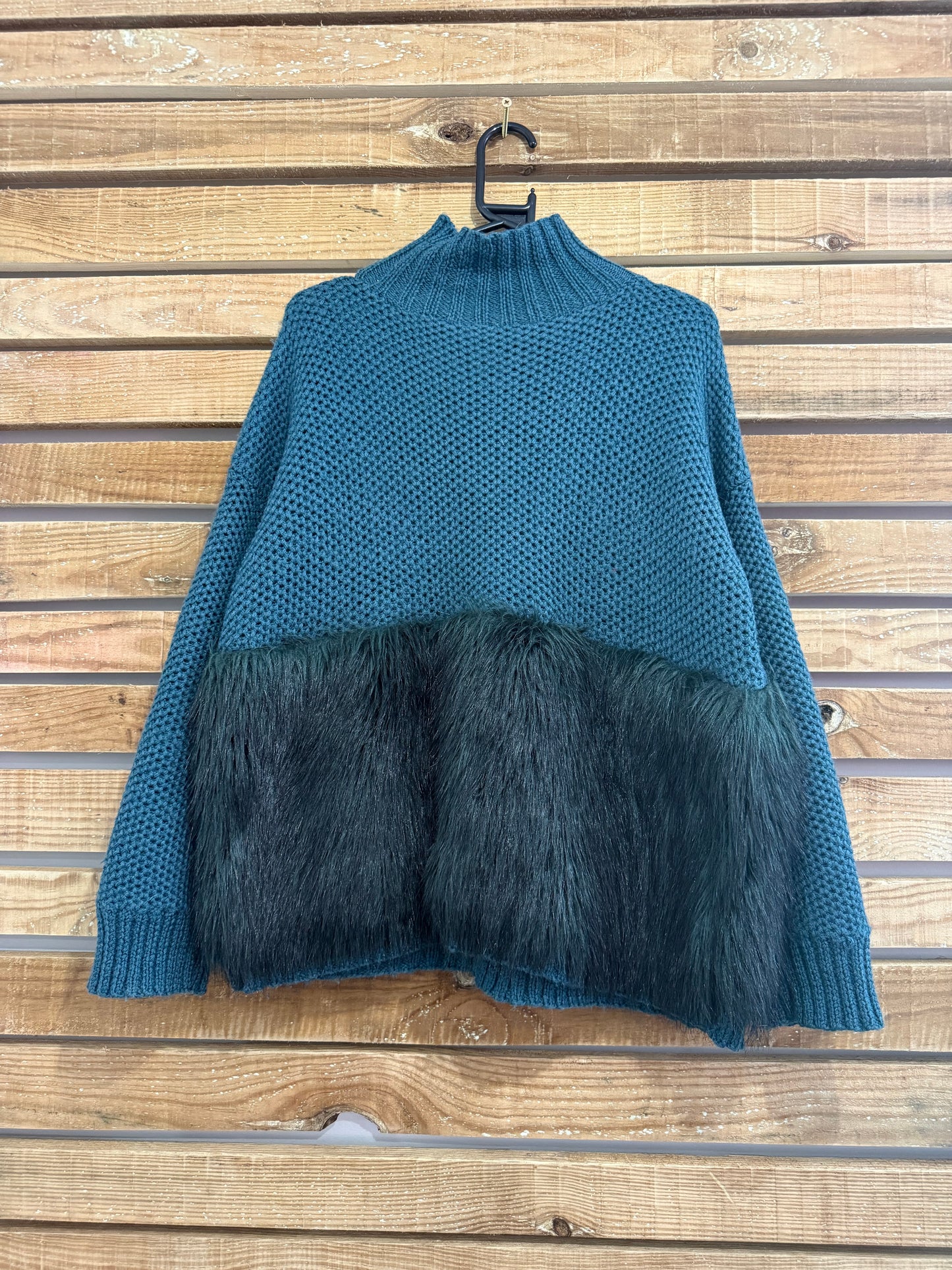 Rare Sarah Murphy designer Knit with faux fur. Dress/ top/ jumper