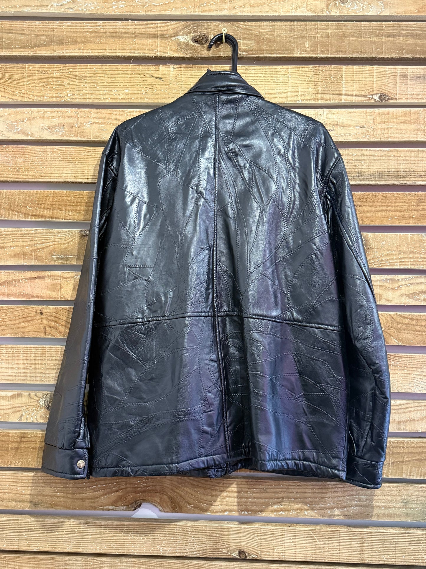 Vintage 90s leather jacket. Black. Size XL.