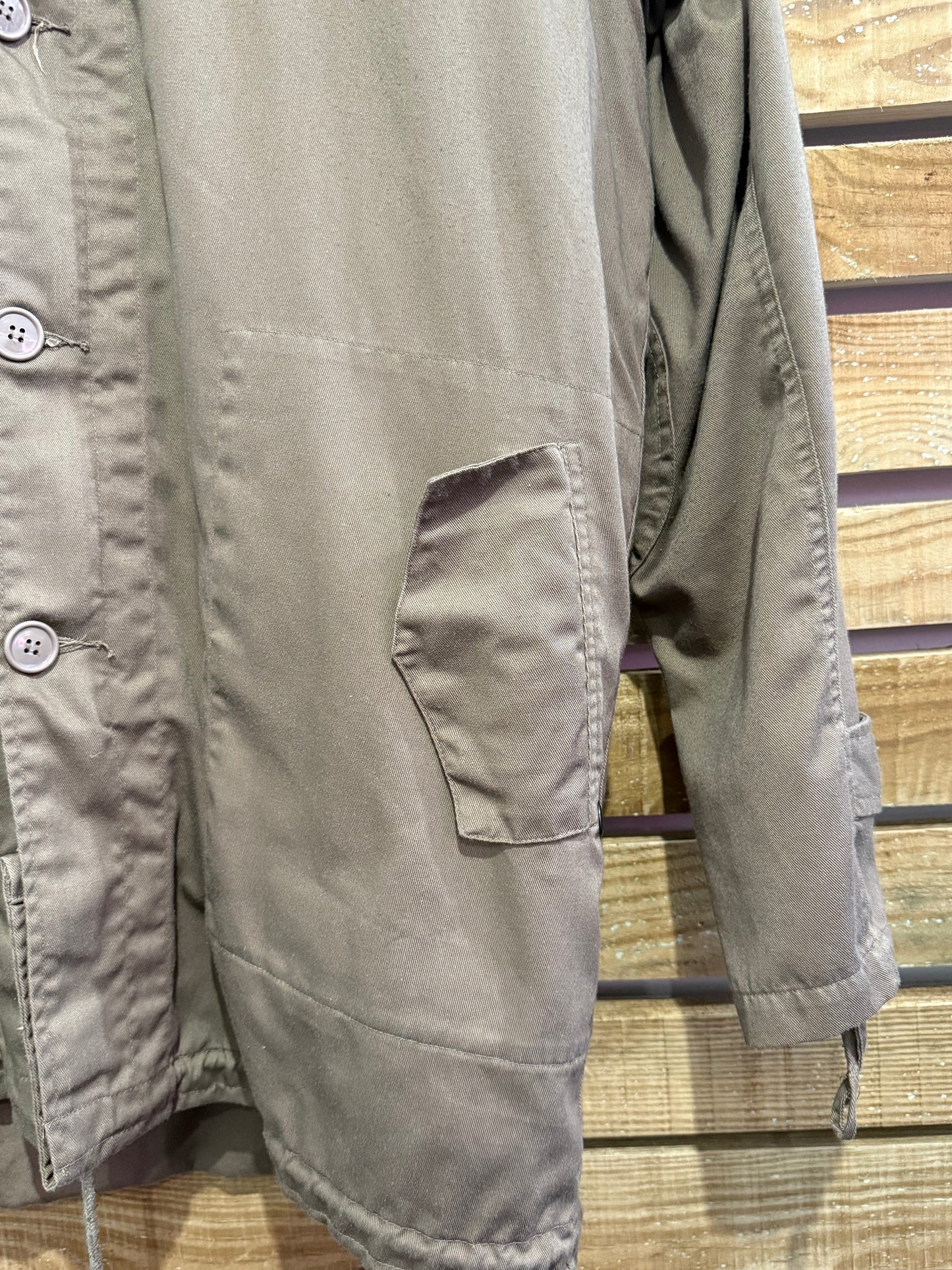 Vintage 90s German Army fleece lined parka coat/jacket. Khaki. Size Large.