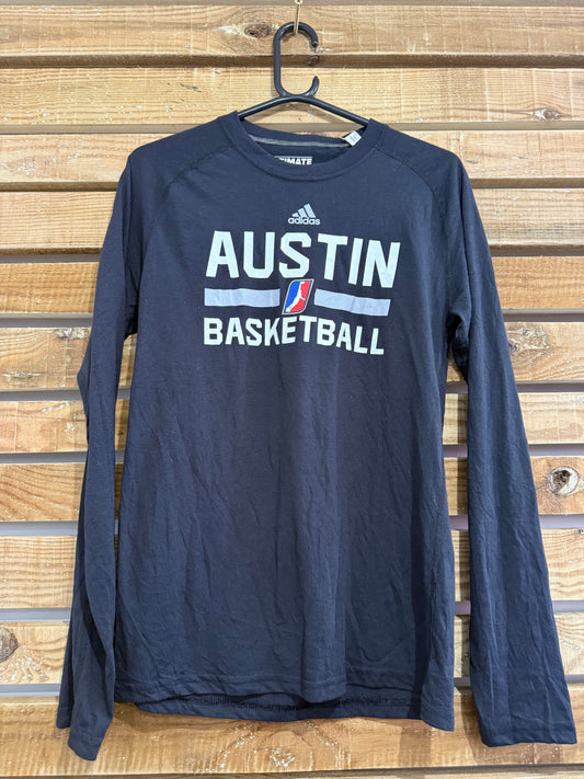 Vintage Y2K Adidas Austin Basketball NBA USA American spell-out top/ t-shirt. Size Small.