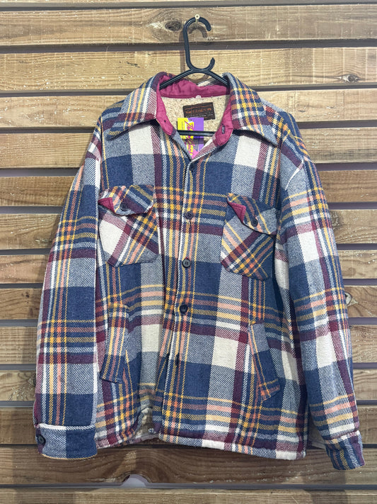 Vintage 90s fleece lined checked/ plaid button up shirt. Lumberjack. Size XL.