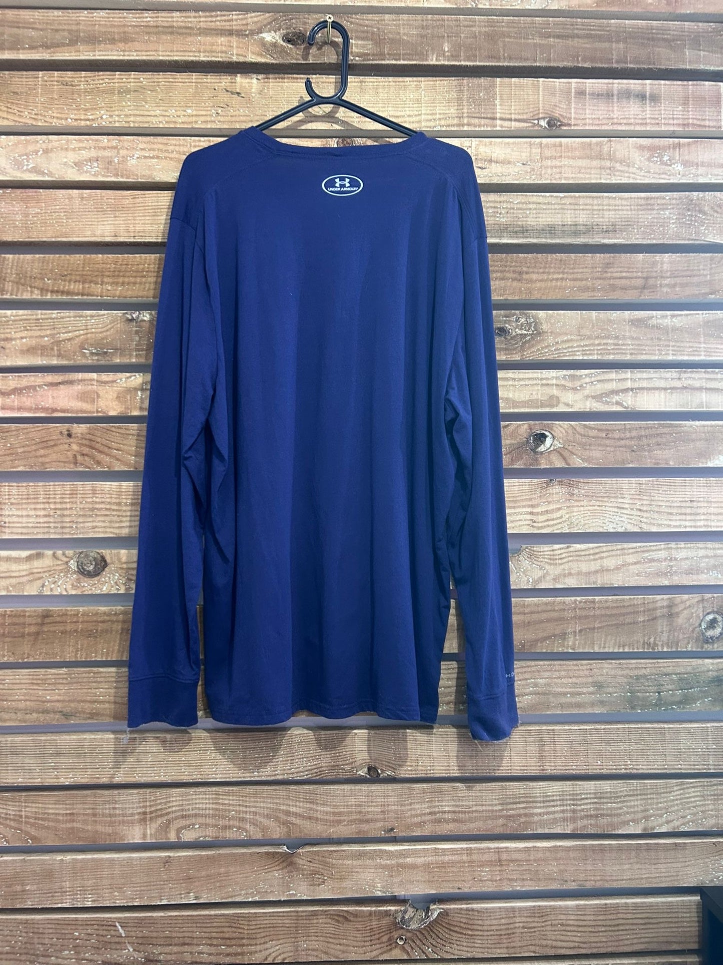 Vintage Y2K Under Armour Navy long sleeve t-shirt. Size XXL