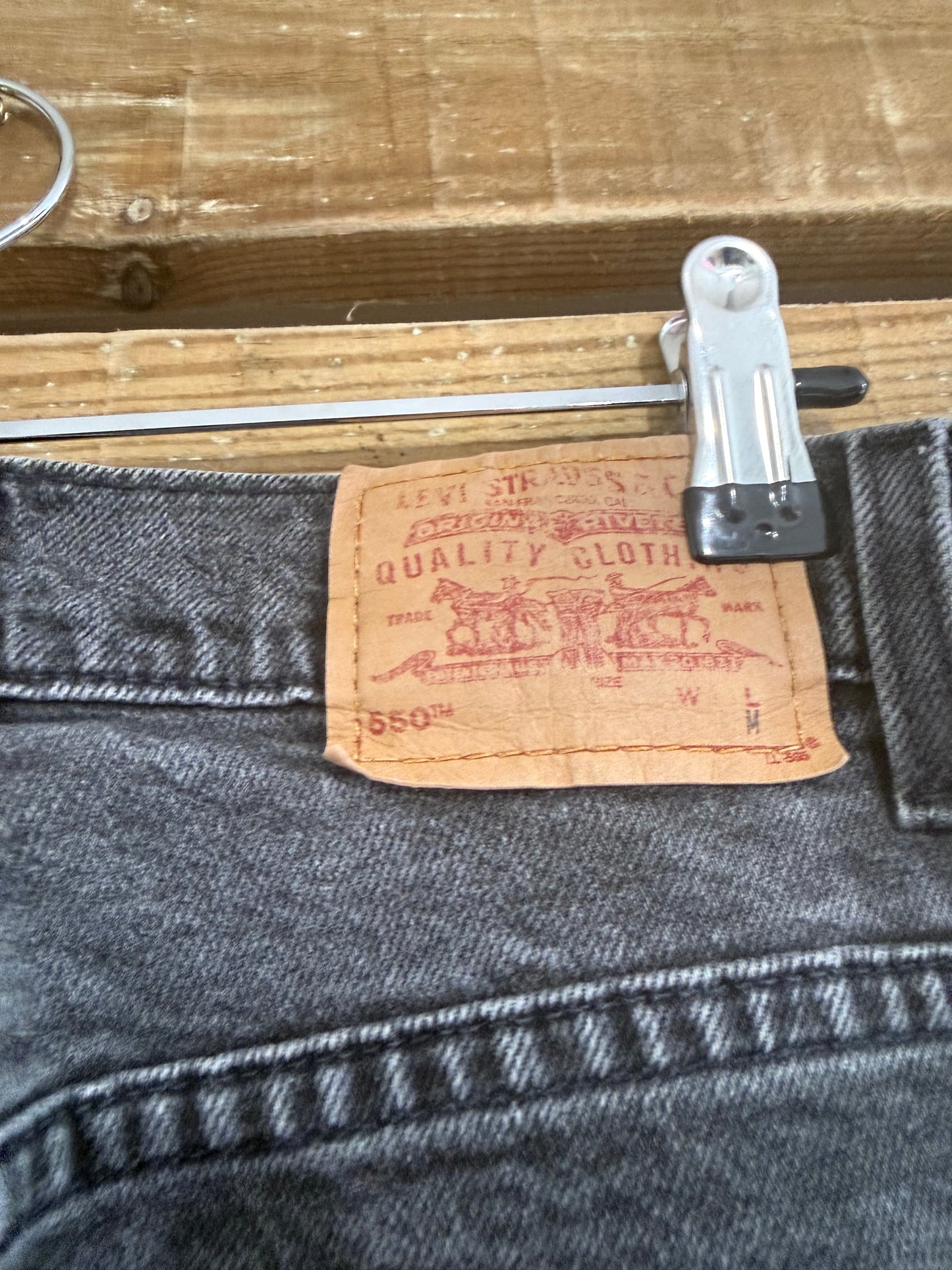 Vintage 90s Levi’s 550 straight leg Jeans. Black. Waist 28” leg 27”