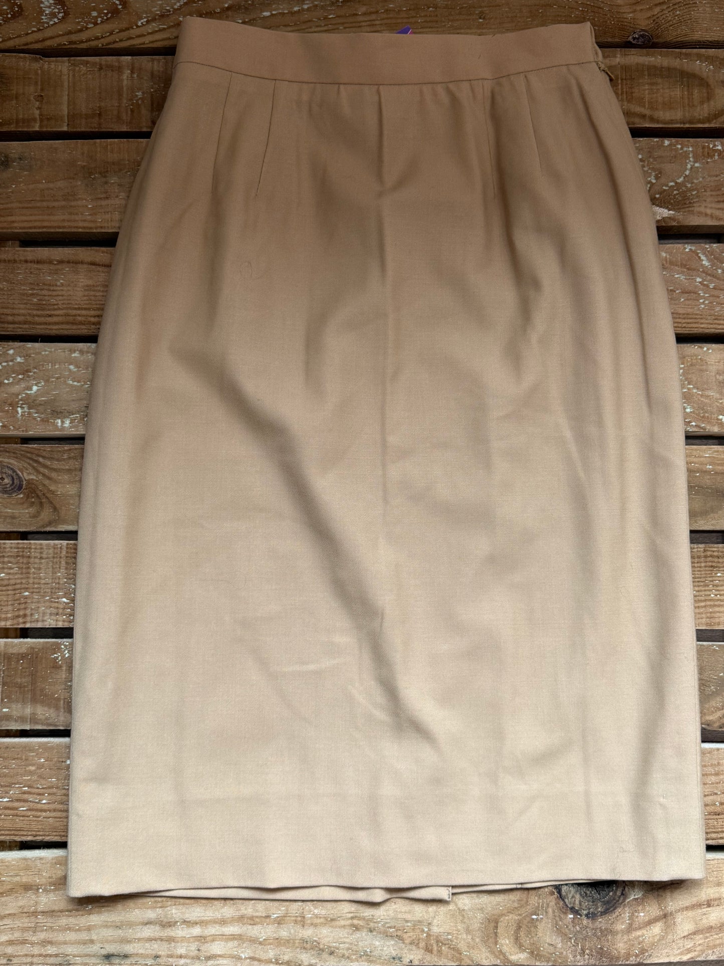 Vintage 80s, 40s style, Aquascutum peach wool skirt. Size UK8, 28” waist