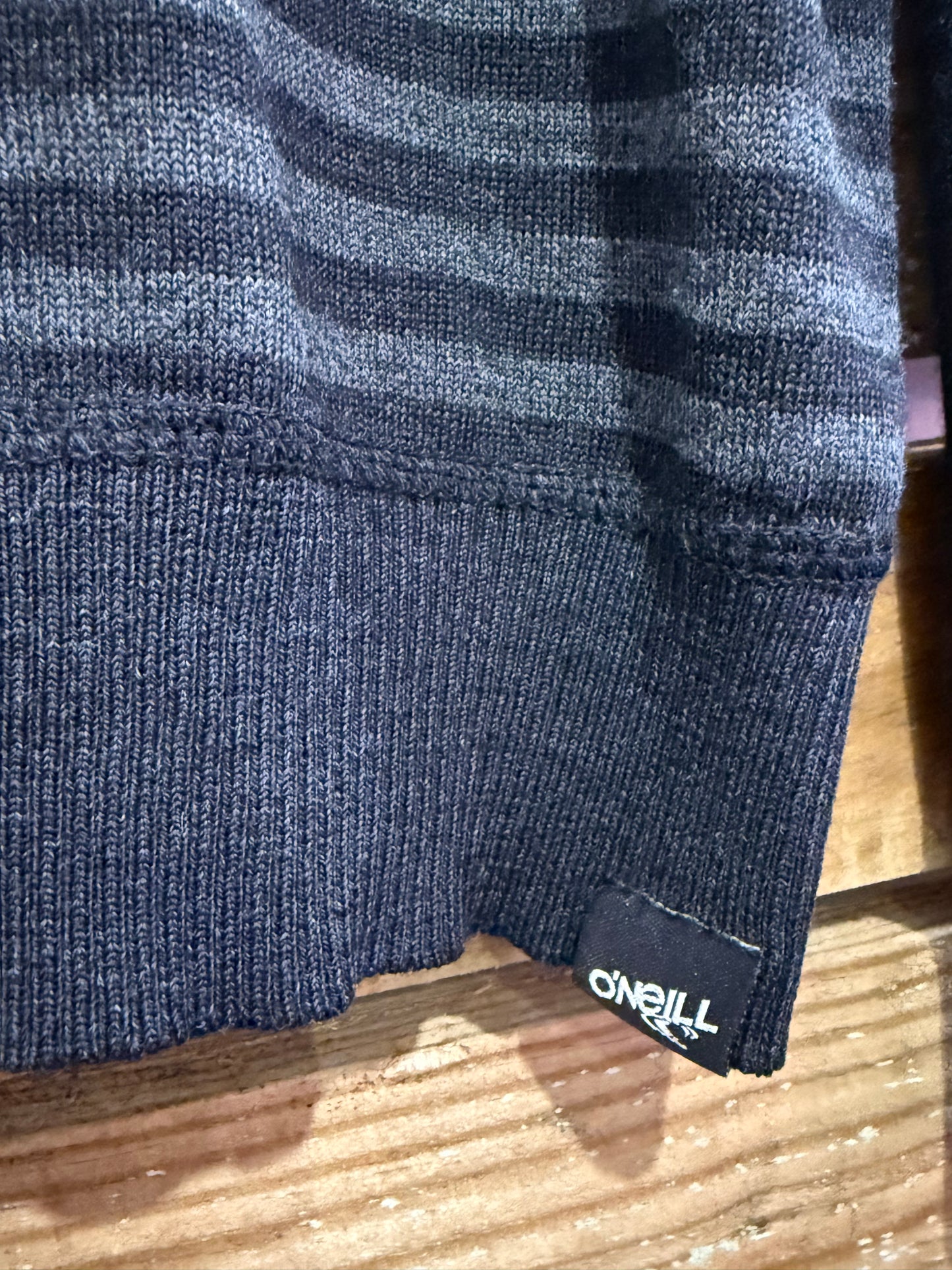 Vintage Y2K O’Neill Stripe Jumper. Size Large. Skate/ surf/ ski