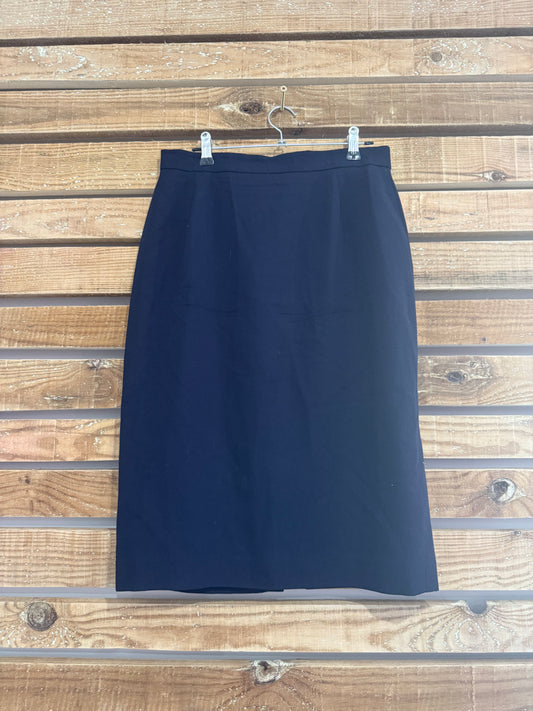 Vintage 80s Louis Feraud wool skirt. Waist 28” size 8-10