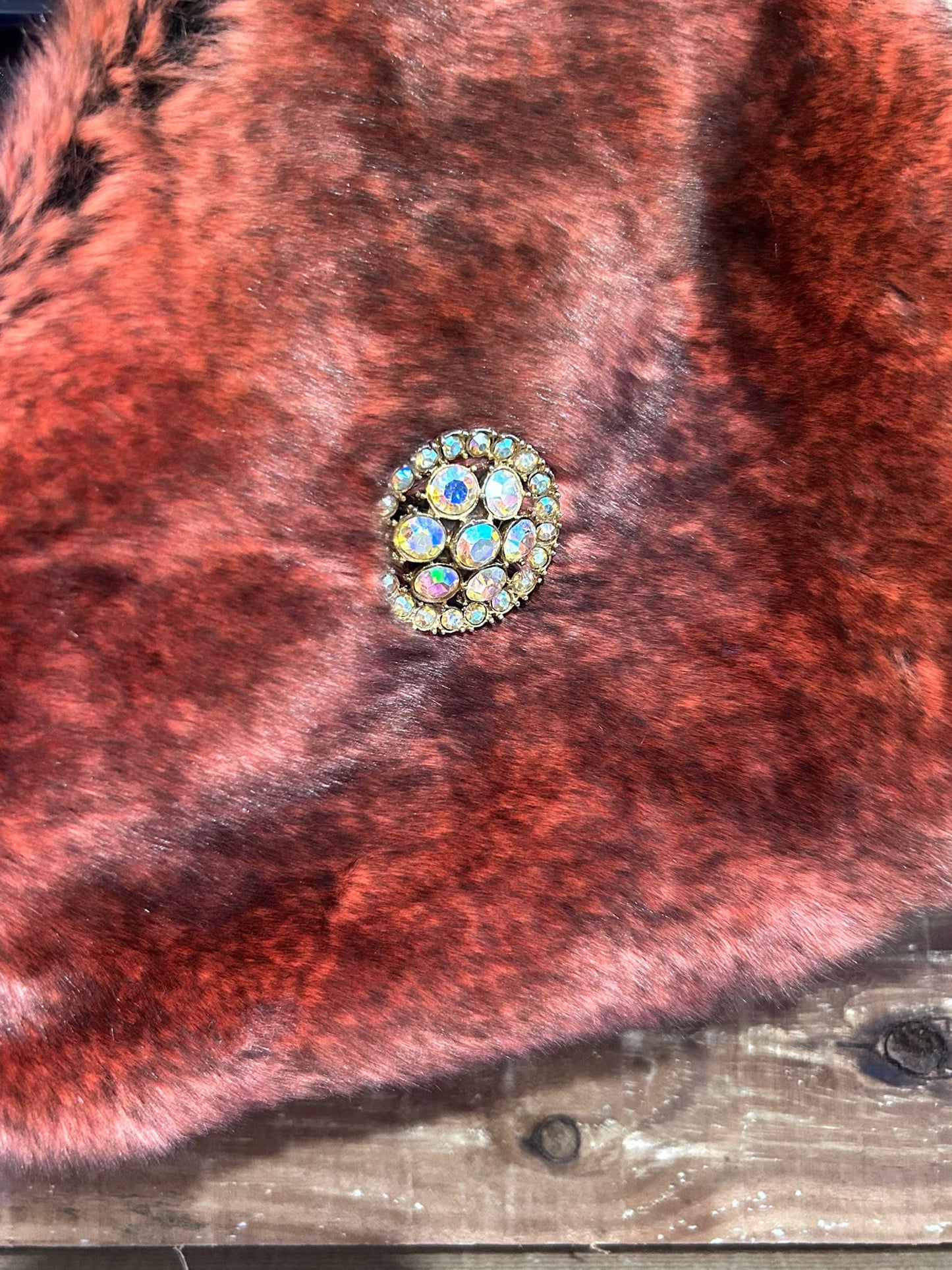 Vintage Y2K Faux Fur cape/ shawl. Free sizing. Christmas/ party