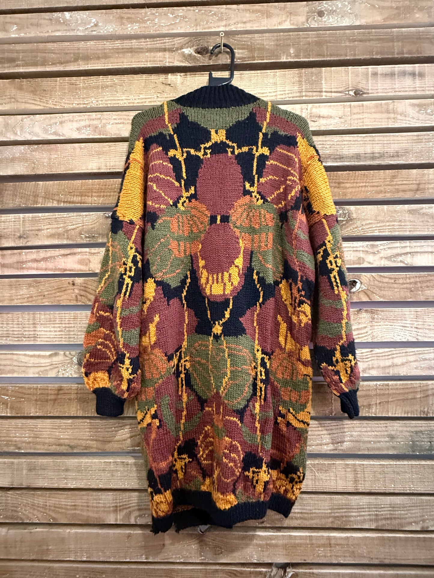 Vintage 90s Coogi style Knit. Cable Knit Cardigan. Free sizing.