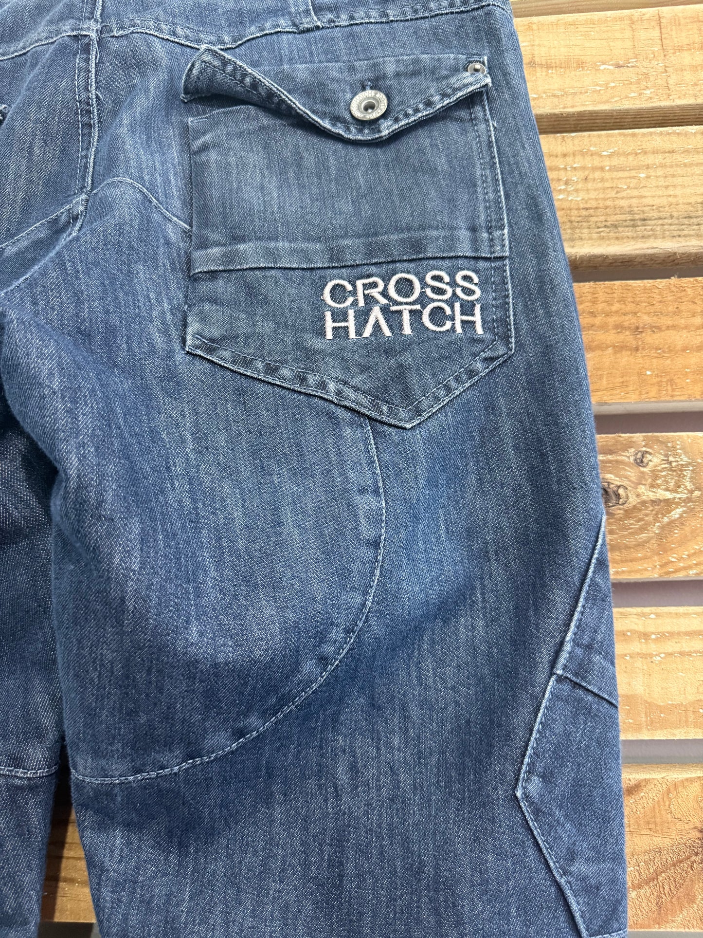 Vintage 90s Crosshatch cargo jeans. Grunge/ Skater. Waist: 34” Leg: 30”