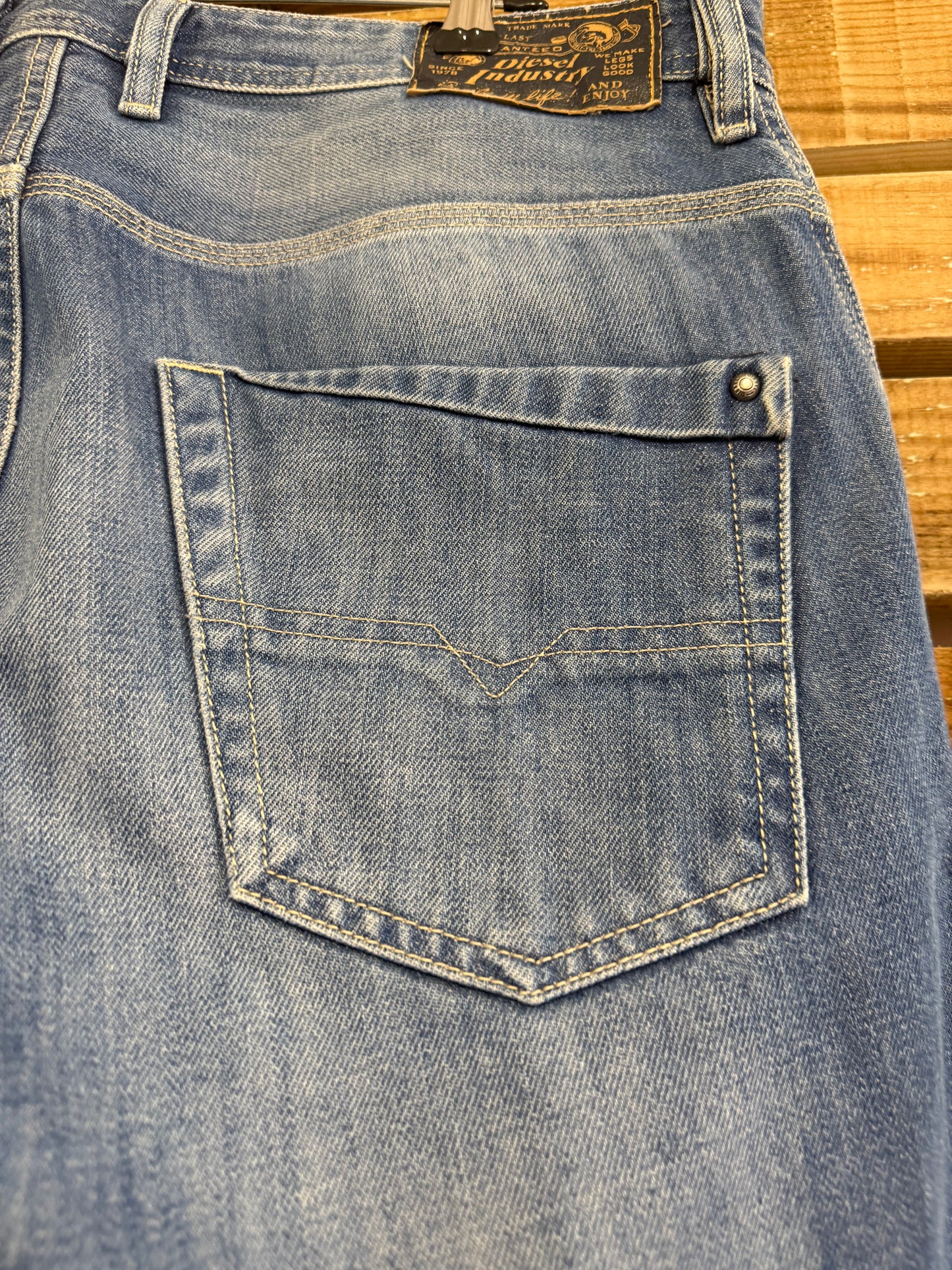 Vintage Y2K Diesel Jeans. Blue. 35” waist” 33” leg.