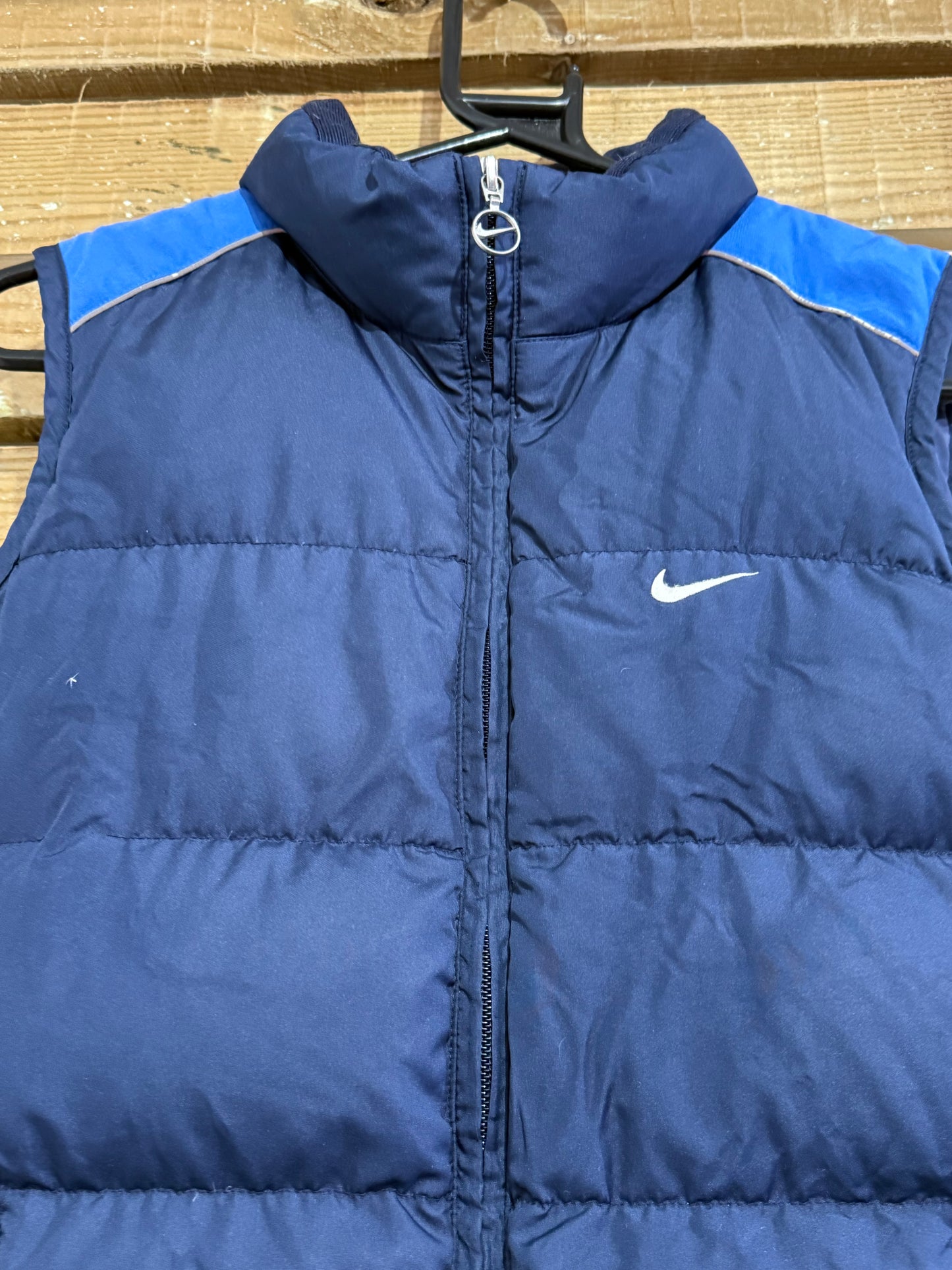 Vintage 90s Nike down puffer Gilet/ body warmer. Sleeveless jacket. Size small