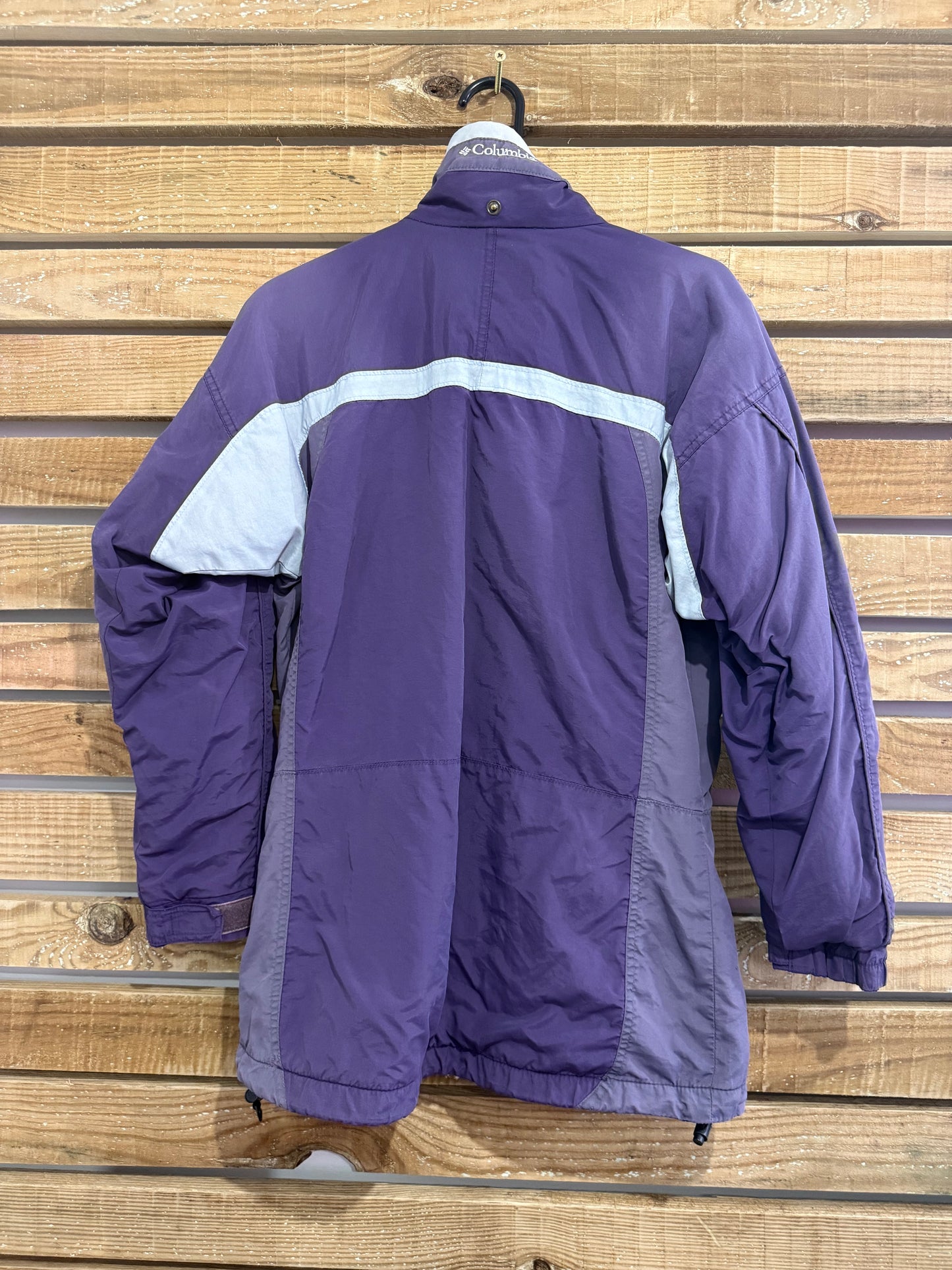Vintage 90s Columbia Waterproof Outdoors Jacket. Size Small. Hiking/ ski. Purple.