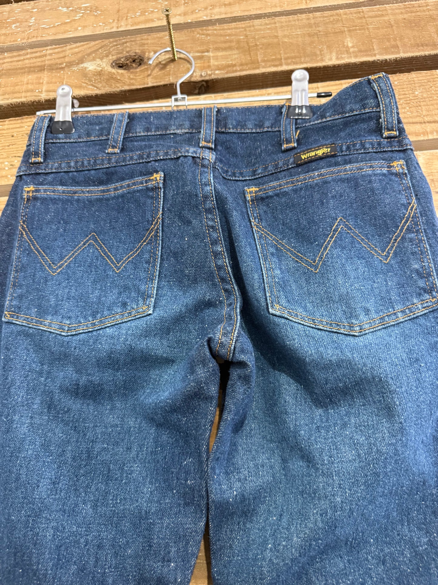 Vintage 90s Wrangler embroidered flared jeans. 70s style. Size UK6, Waist 26”