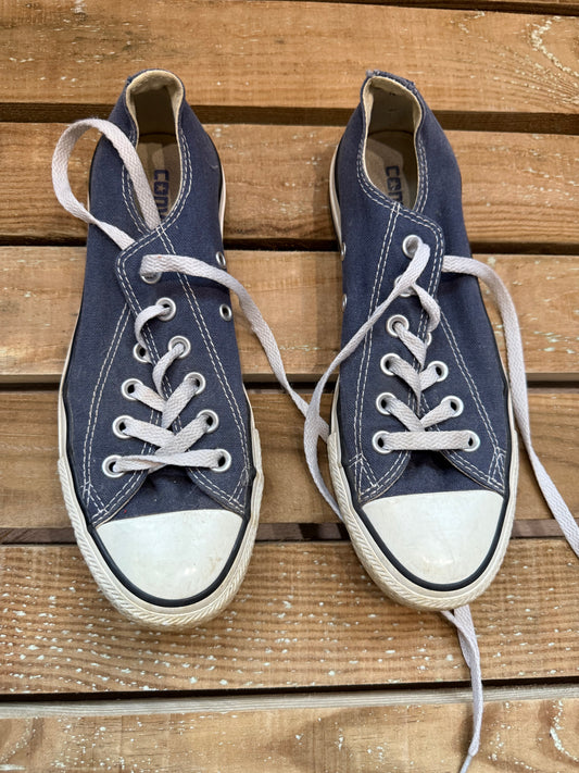 Converse Chuck Taylor all star low  trainers/ sneakers. UK5 EU38