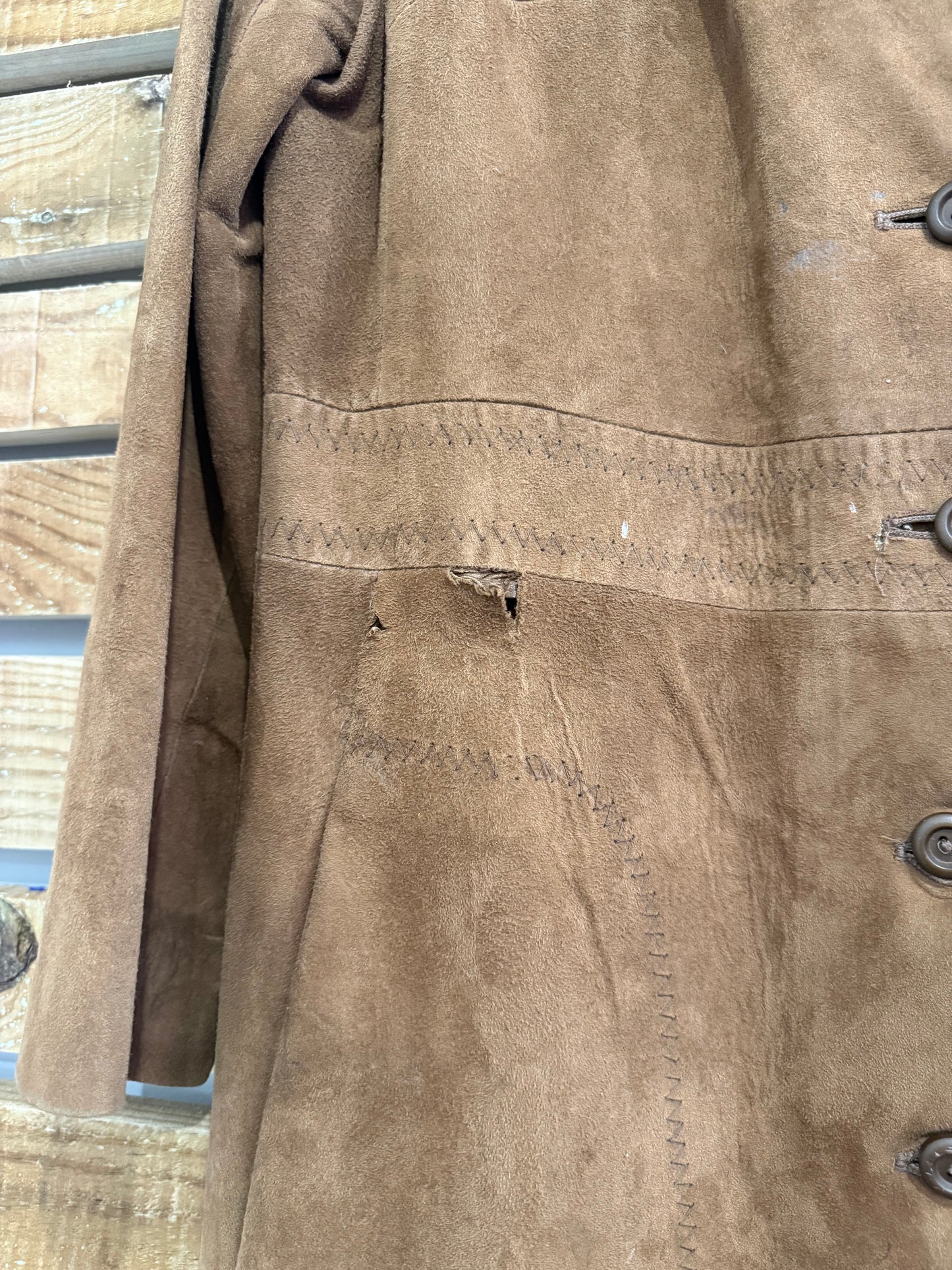 Vintage 70s suede leather brown jacket. Coachella/ Hippy/ Yellowstone/ festival/ boho. Size Small.