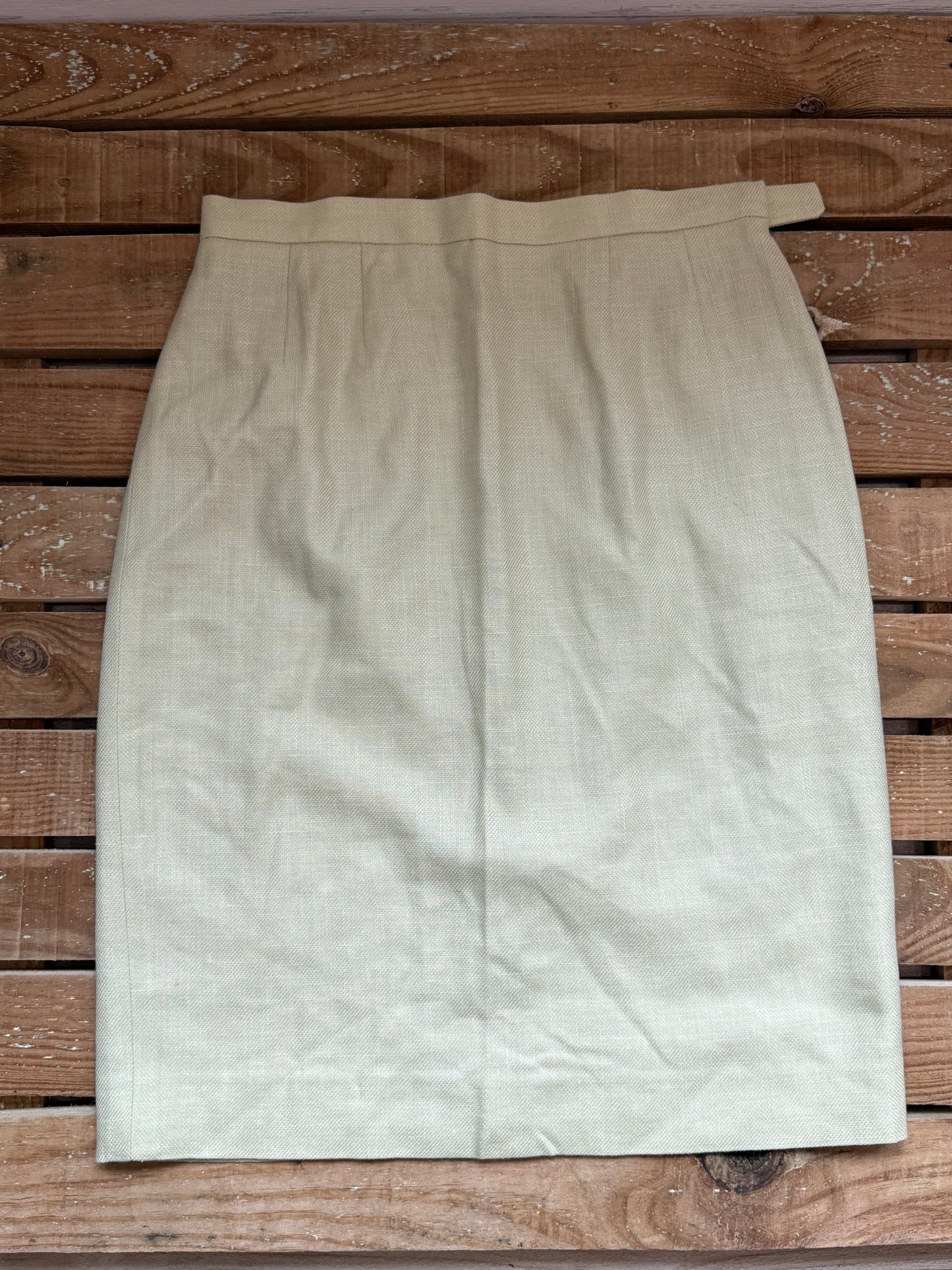 Vintage 80s, 40s style, Aquascutum green wool skirt. Size UK8-10, 29”waist