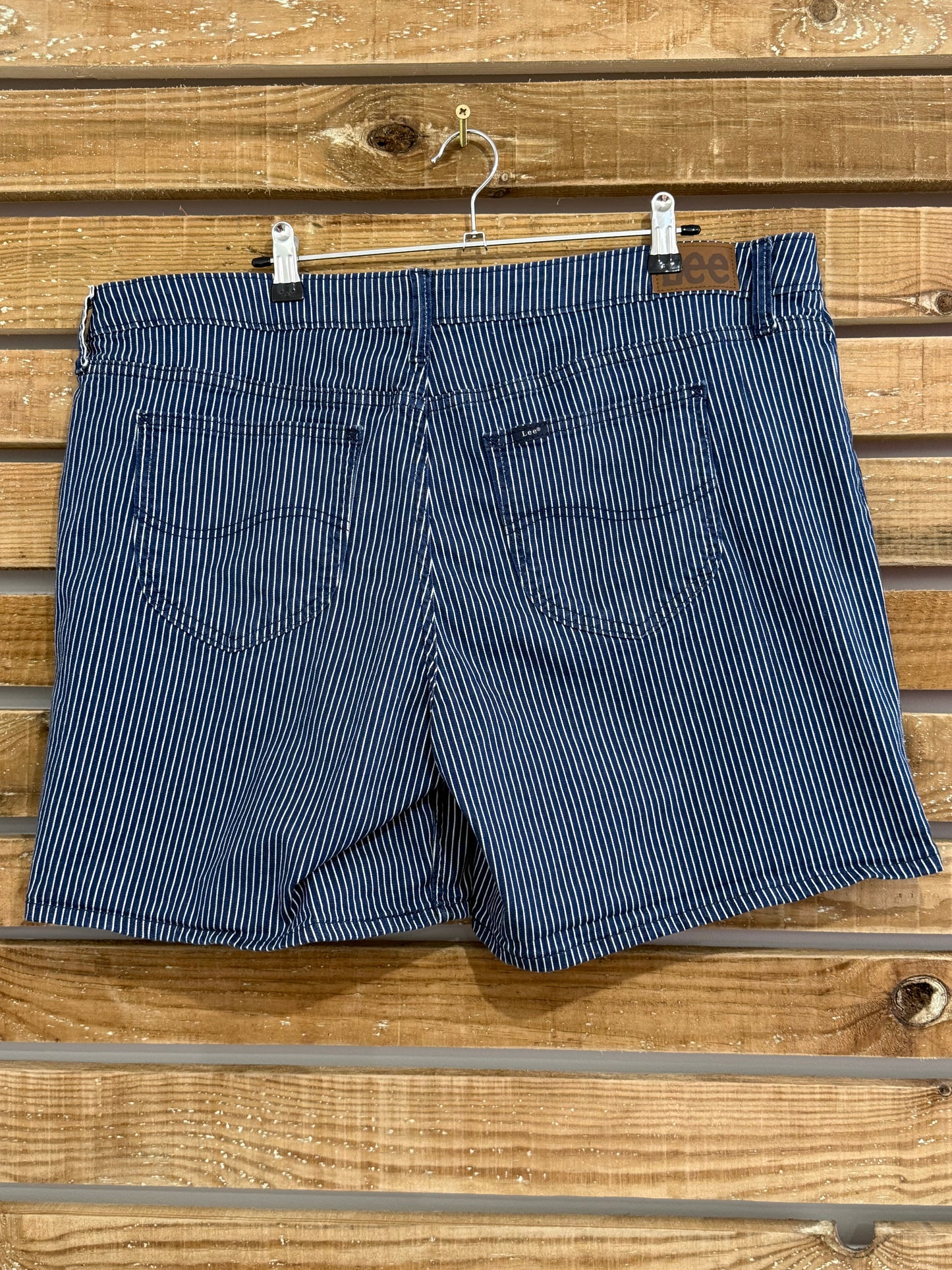 Vintage 90s Lee pinstriped blue denim shorts. Summer/ holiday. UK20, Waist 40” plus size.