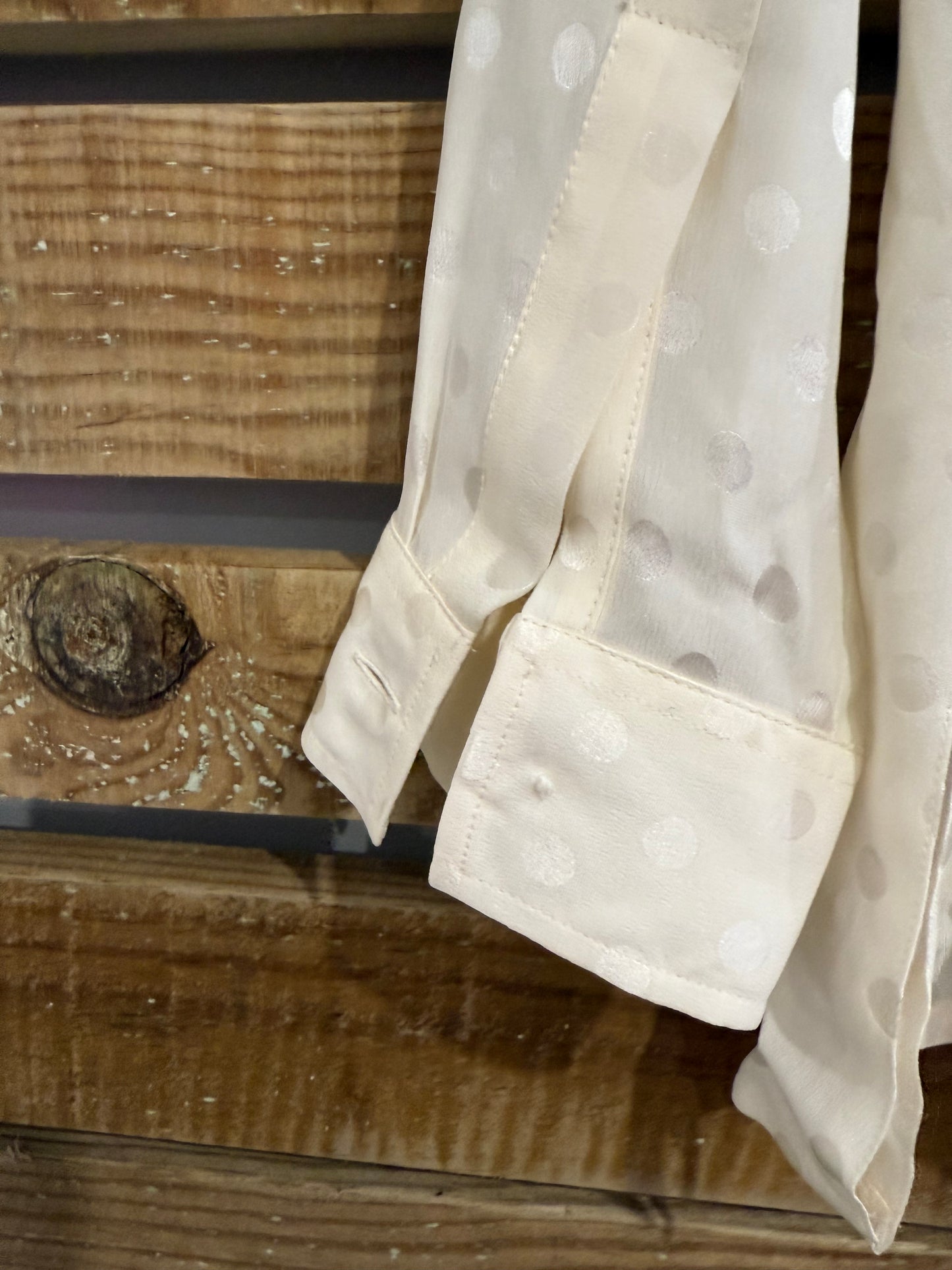 Vintage 80s Aquascutum pussy bow polka dot blouse. Size UK10.