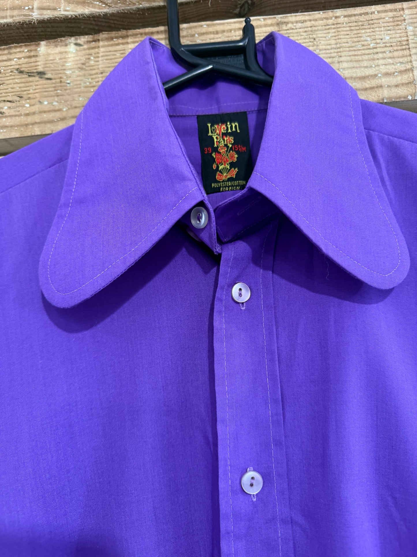 Vintage 70s Love in Paris blouse/shirt. 38” bust. Size 12.
