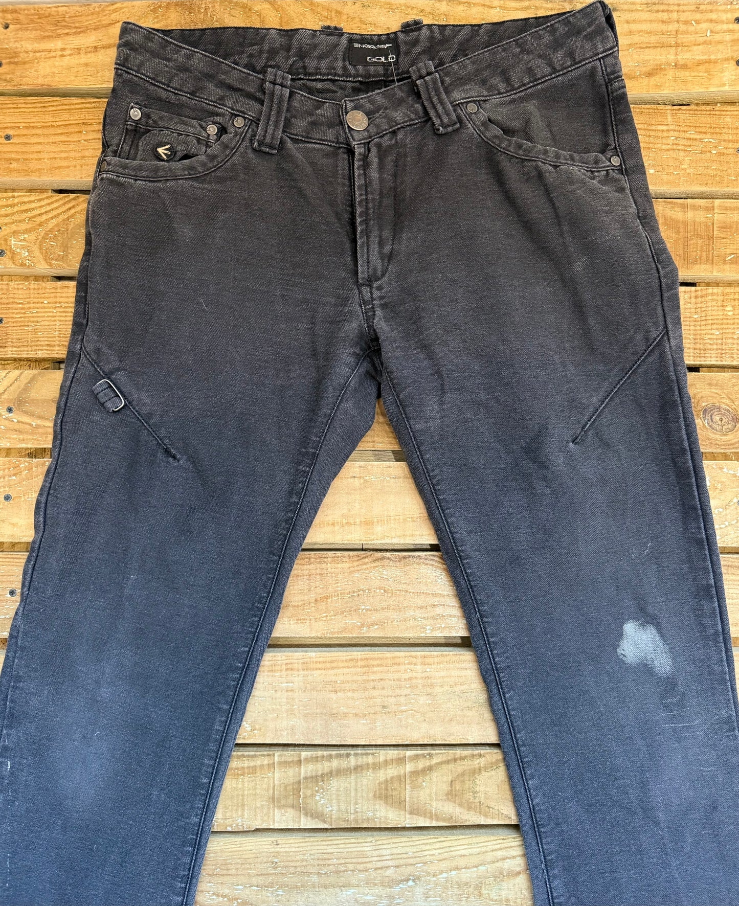 Vintage Y2K Energie cargo jeans. Grunge/ Skater. Waist: 34” Leg: 35”