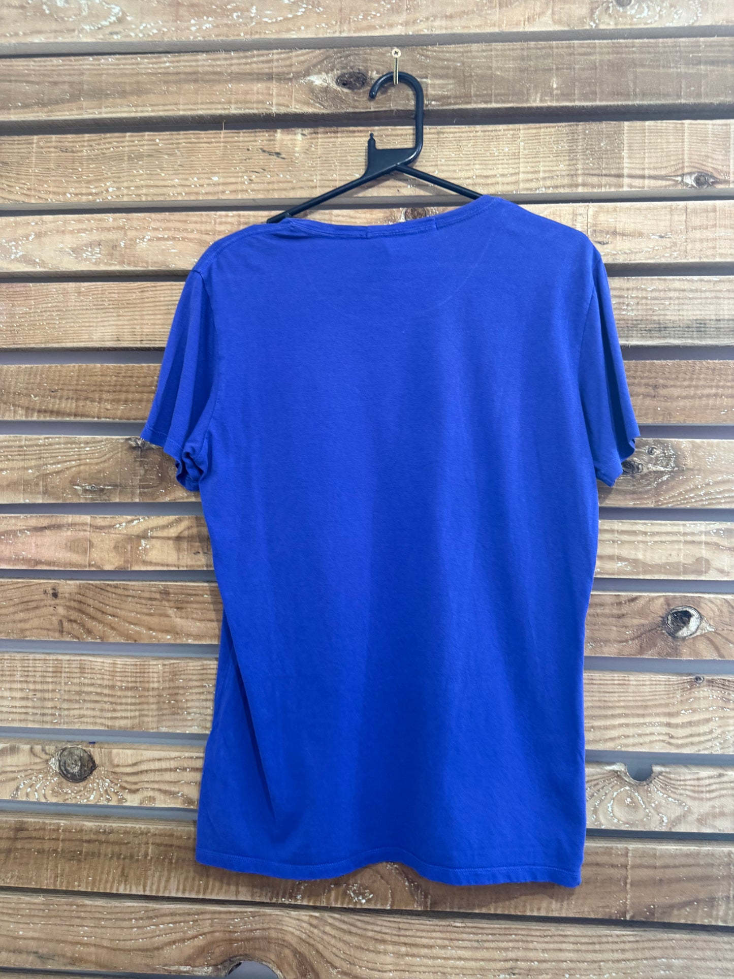 Vintage Y2K Calvin Klein logo T-shirt. Size Medium.