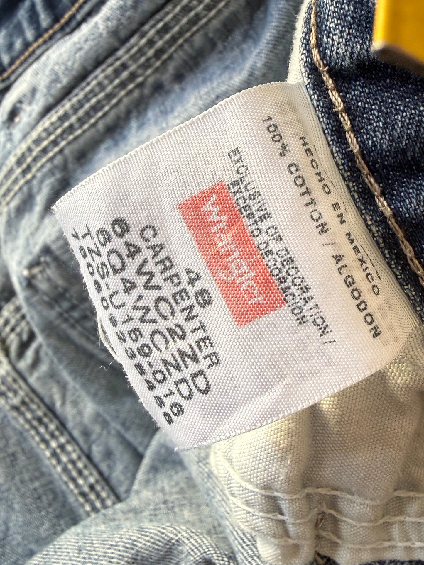 Vintage 90s Wrangler carpenter blue denim shorts. Baggy/ skater. Waist 48”
