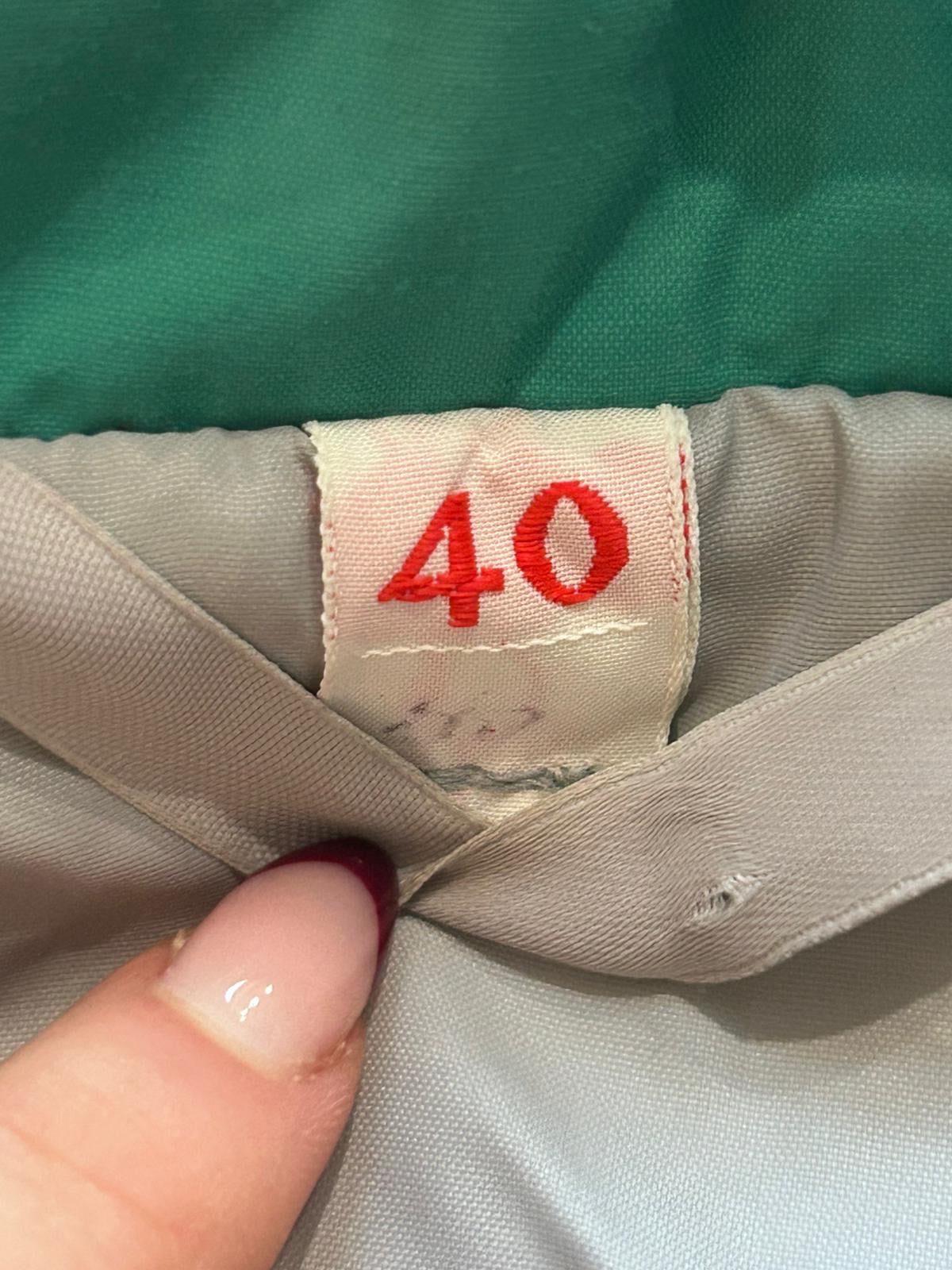 Vintage 90s snow suit. Ski/ snowboard/ all in 1, jumpsuit. Size Large.