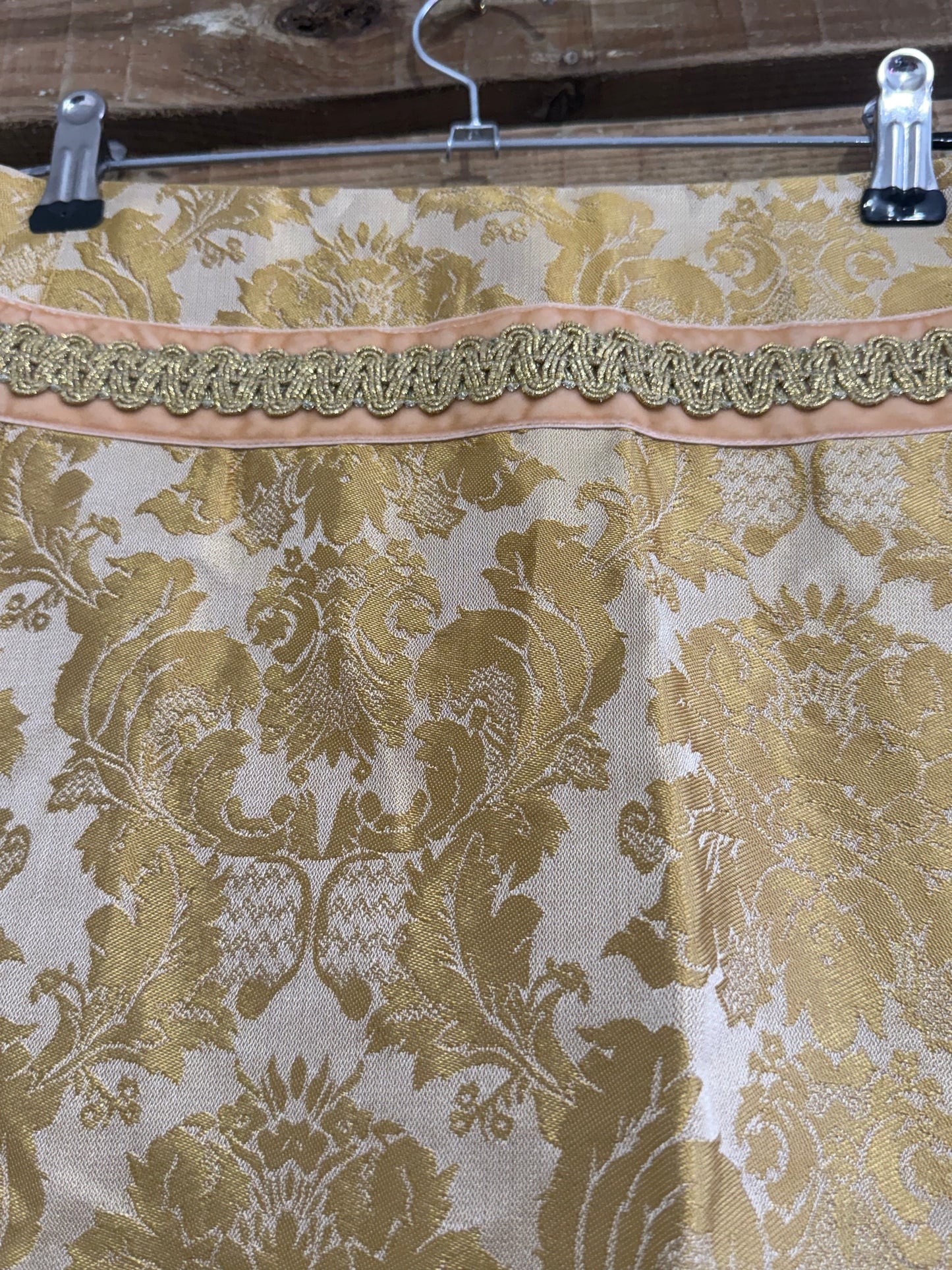 Noa Noa Queen Mary brocade mini skirt. Victorian/ Tapestry/ regal. 26”waist. Size XS.