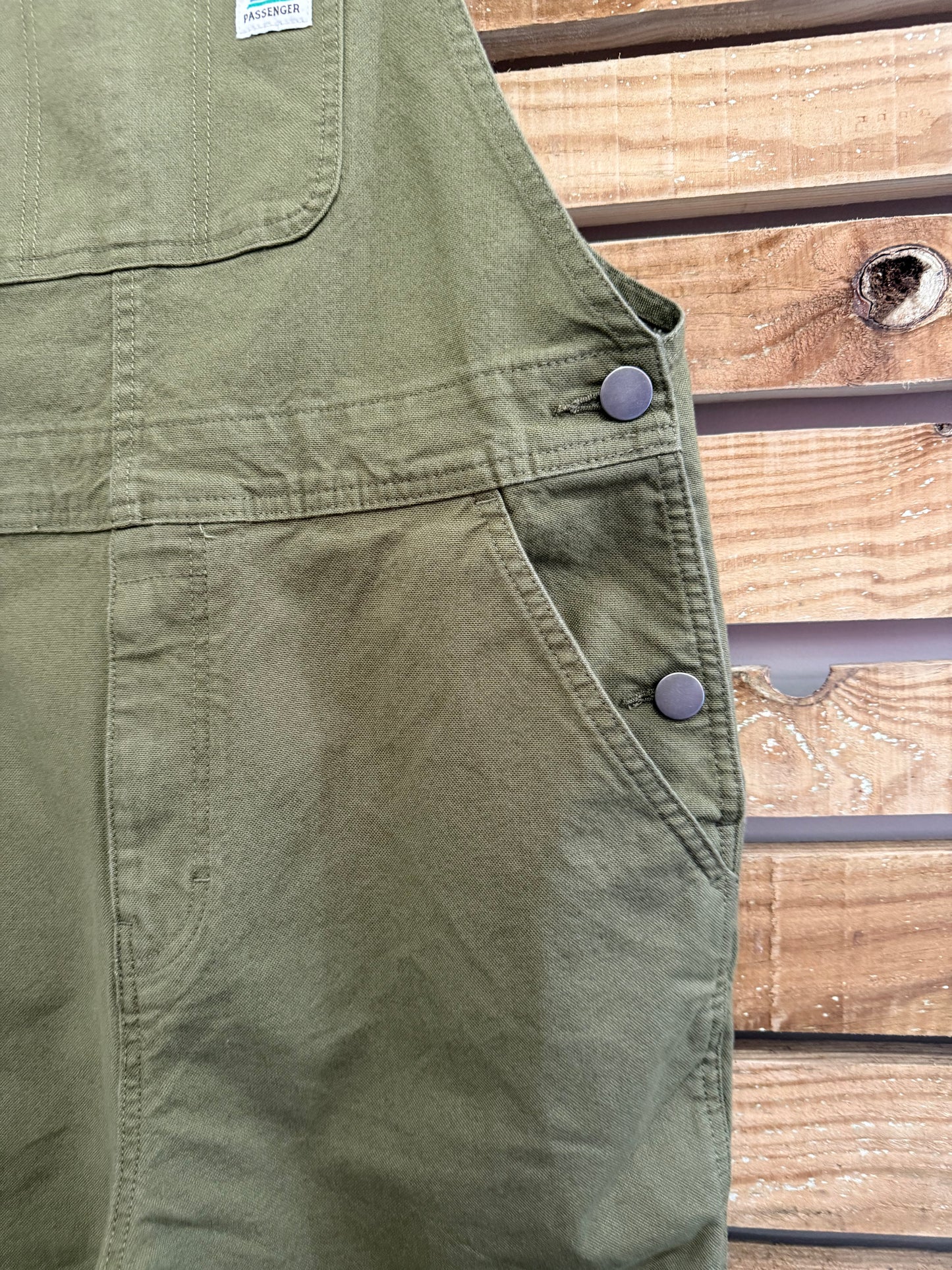 Passenger roamist Bib overalls/ dungarees. Cotton. Khaki Outdoors/ festival. Medium. Deadstock.