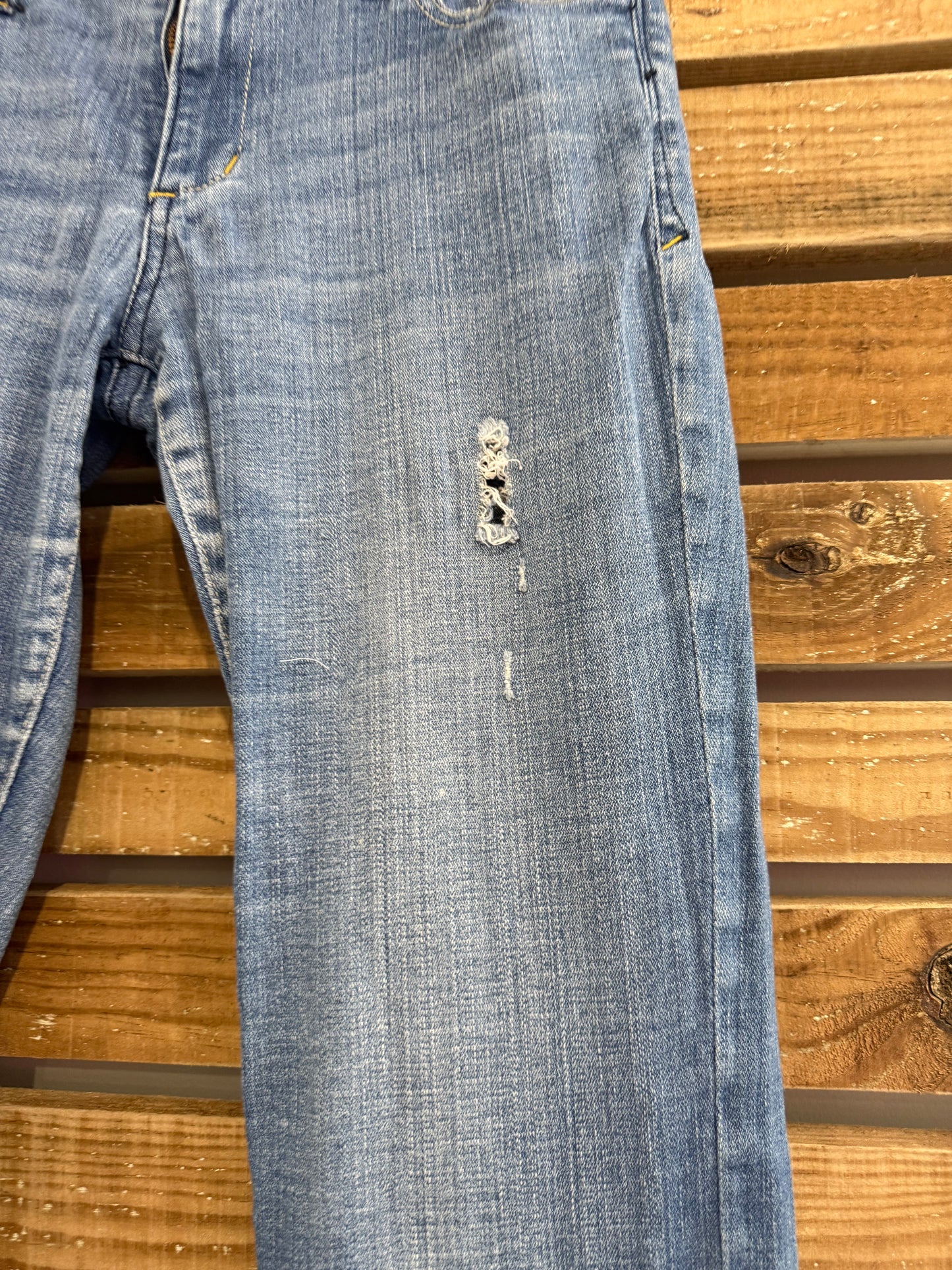 Vintage Y2K Paper Denim & Cloth Jeans. Low rise bootcut. Waist 30” leg 33”Size UK10.