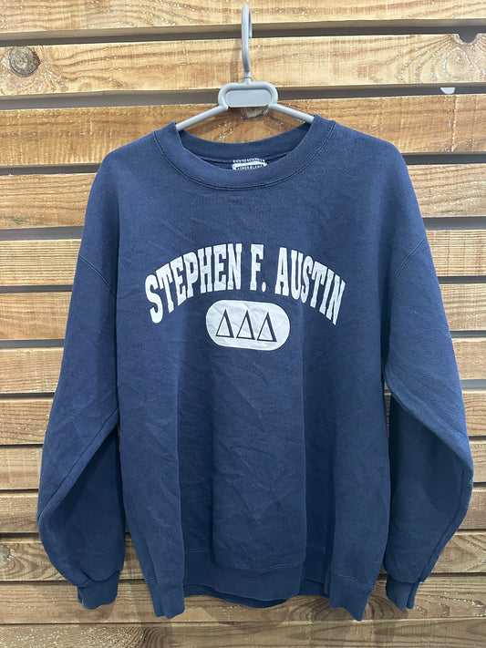 Vintage 90s Lee American varsity spell-out sweater/ sweatshirt. “Stephen F. Austin” USA. Size Large.