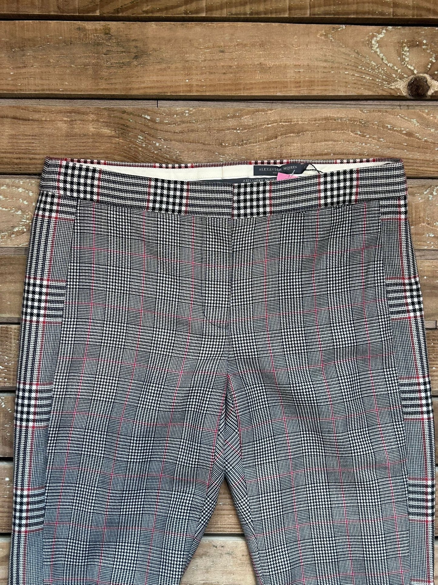 BNWT Alexander McQueen Glen Plaid cropped trousers. 32” waist. 26” leg. Size UK12.